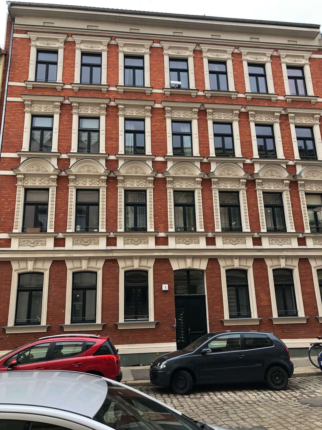 Dachgeschosswohnung mit Balkon!