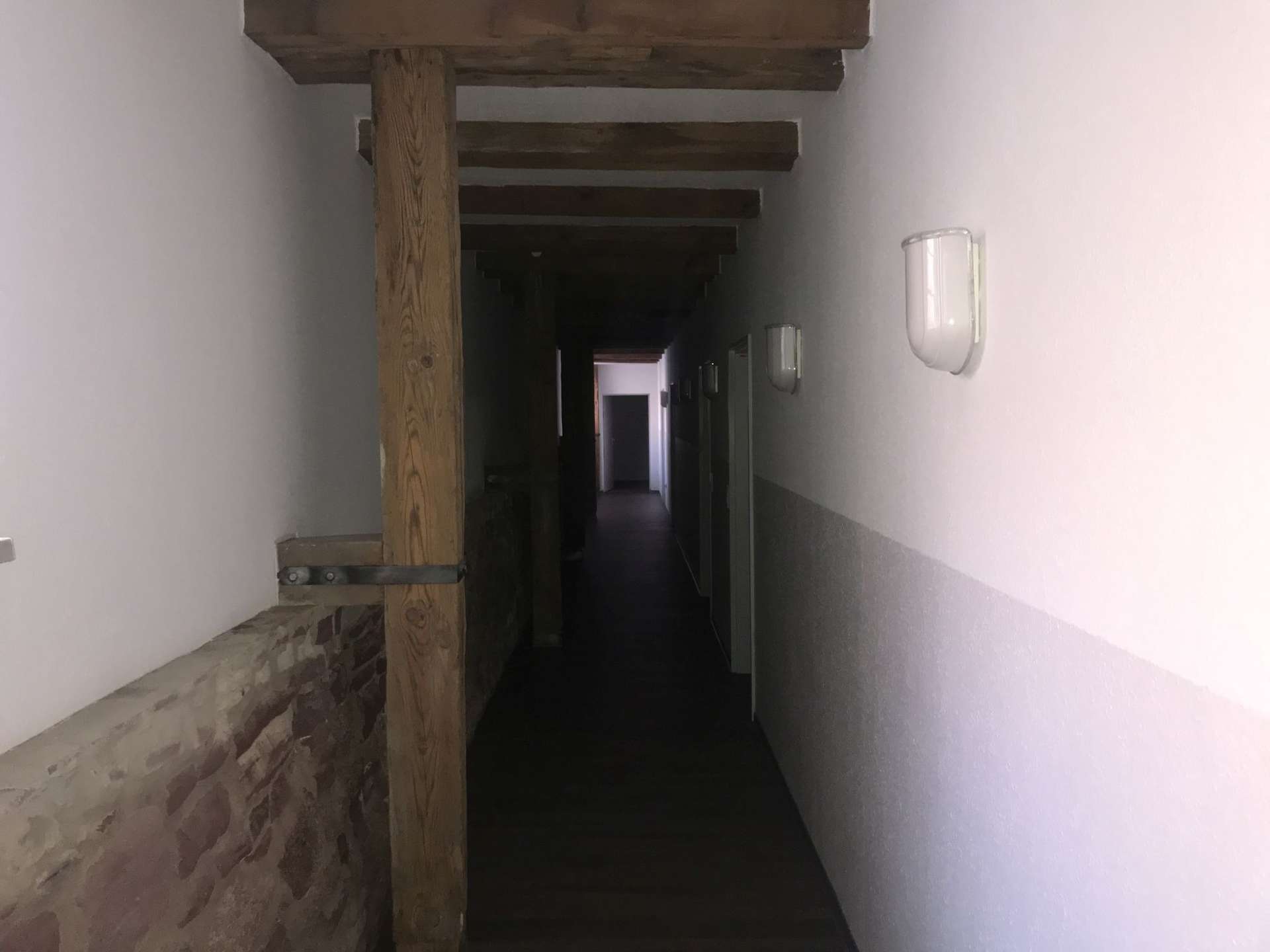 Apartment mit Einbauküche und Sichtbalken in Citylage!