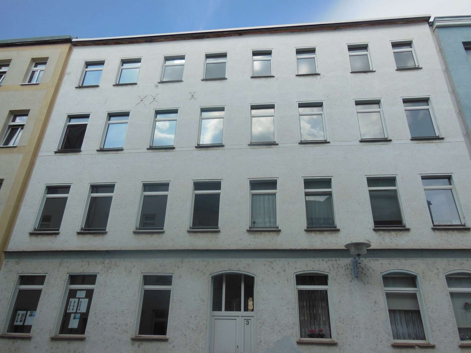 Dachgeschosswohnung, WG geeignet mit Tageslichtbad!