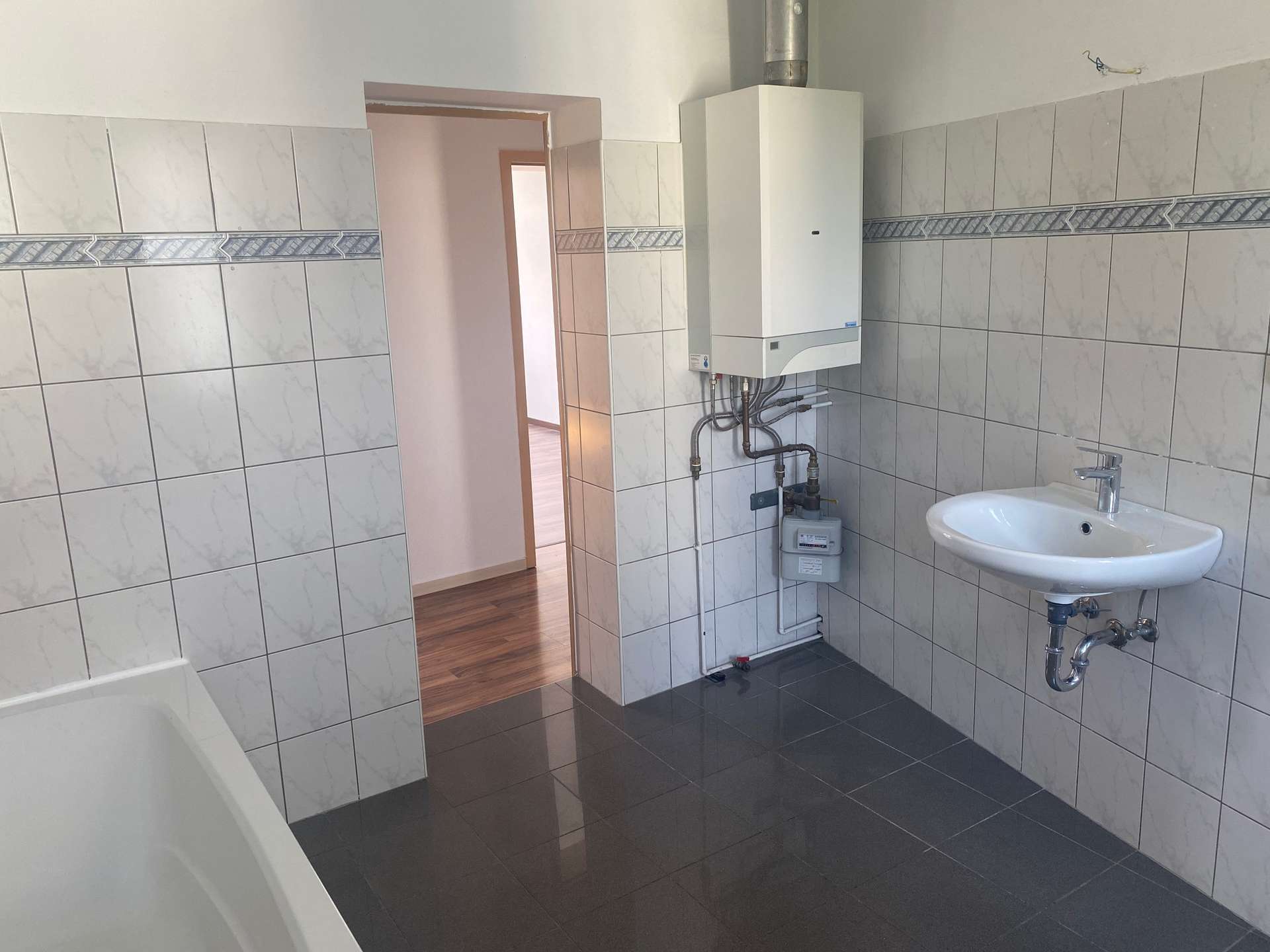 Gemütliche Dachgeschosswohnung mit Sichtbalken zu vermieten!