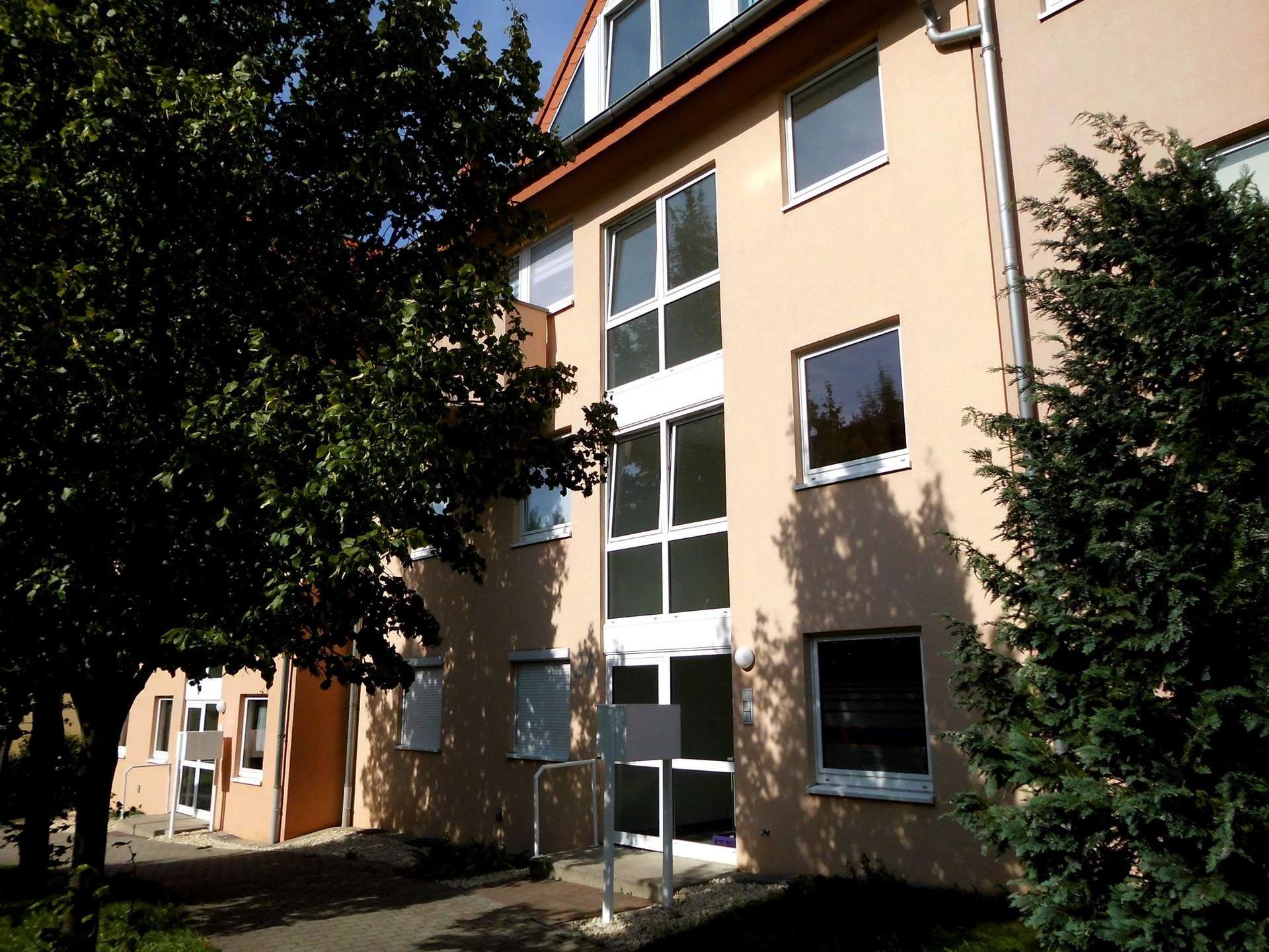 Bezugsfertige kleine Wohnung in beliebter Etage! überarbeitet NaL 13.01.17