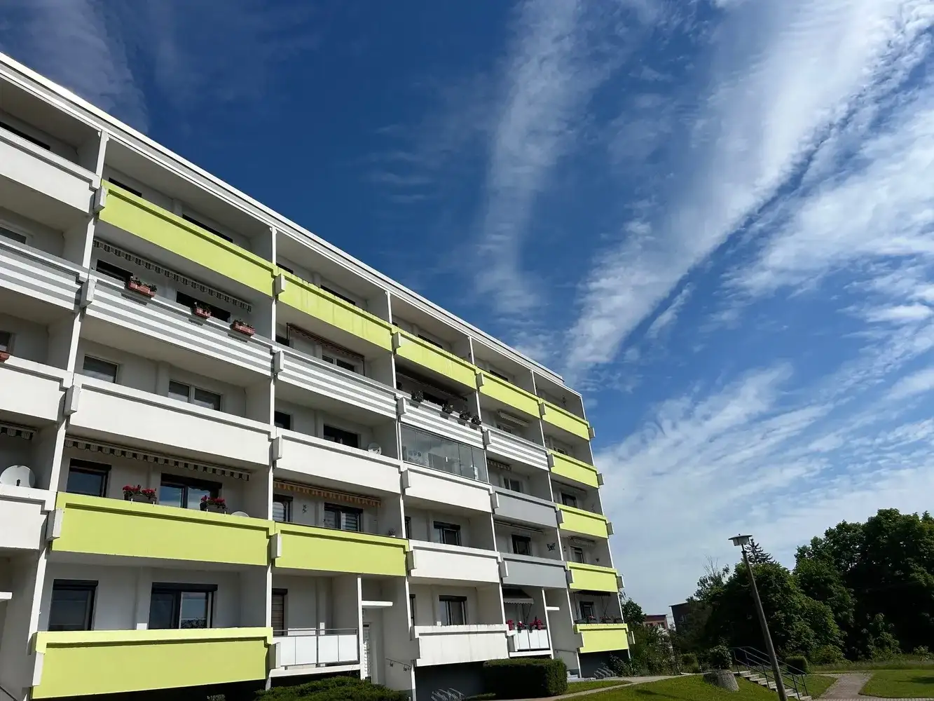Gestalten Sie Ihr neues Zuhause: 2-Raumwohnung mit Loggia, Weitblick und 1 Kaltmiete geschenkt!