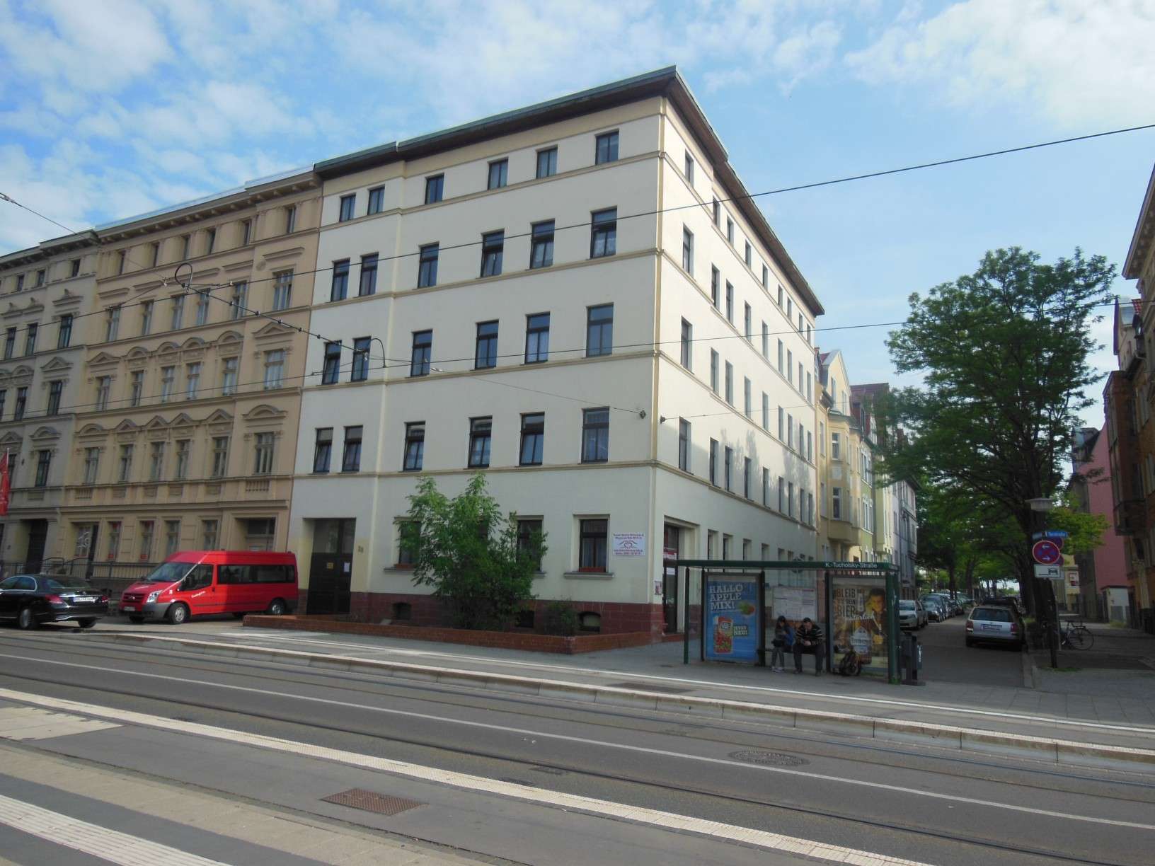 Tolle Singlewohnung im Dachgeschoss mit Einbauküche!