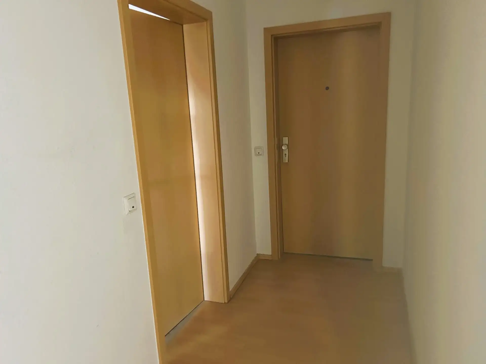 Gemütliche 2-Zimmerwohnung mit Einbauküche und Aufzug im Haus!