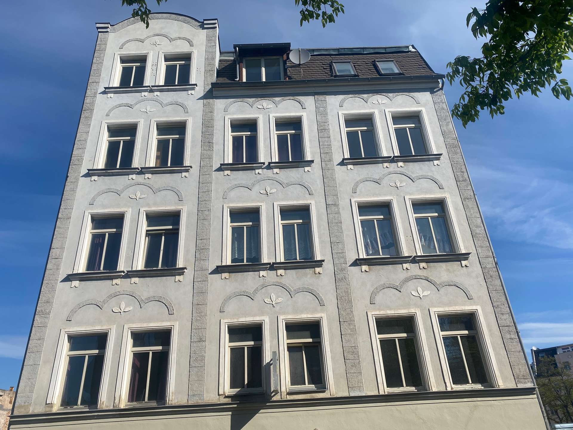 Reserviert! Mehrfamilienhaus Nähe Thüringer Bahnhof zu verkaufen!