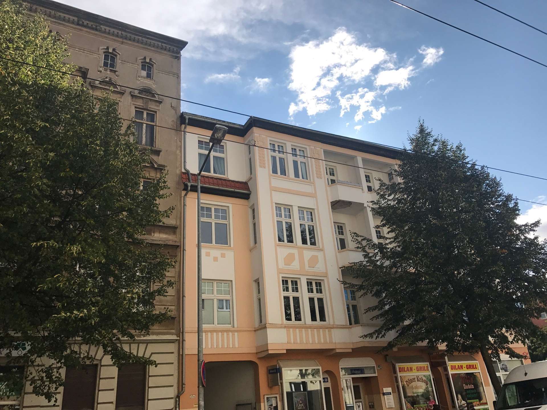 Stellplatz im Hinterhof zu vermieten!