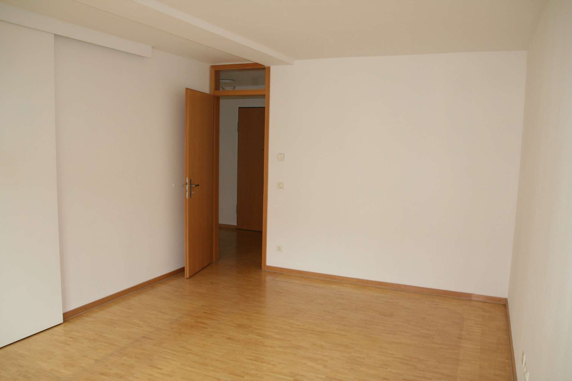 Stufenloser Zugang zur Wohnung, mit Aufzug und Fußbodenheizung! überarbeitet NaL 29.05.17