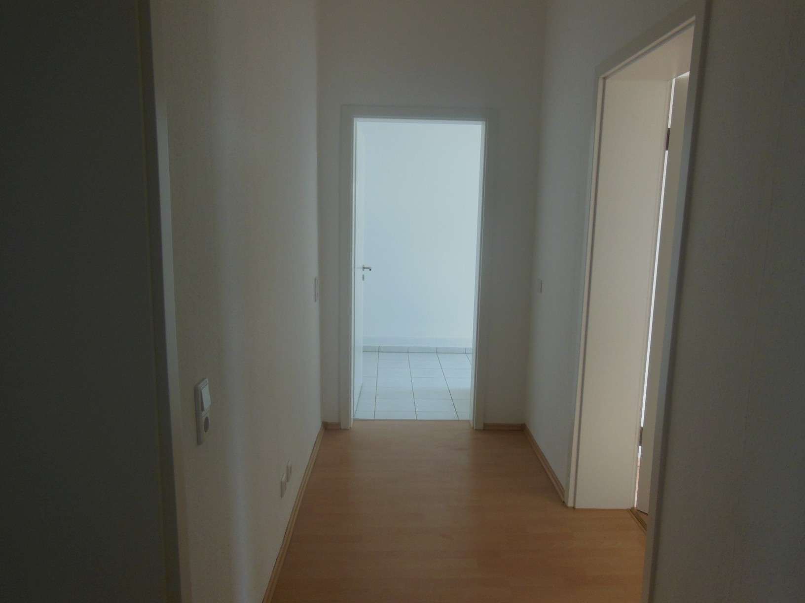 Erstvermietung nach Umbau, mit Wanne und Dusche!