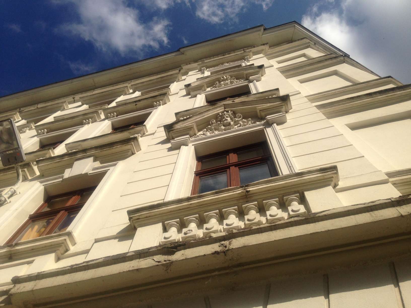 Bezugsfertig, geräumig, im gepflegtem Haus! * überarbeitet 11.12.16 NaL