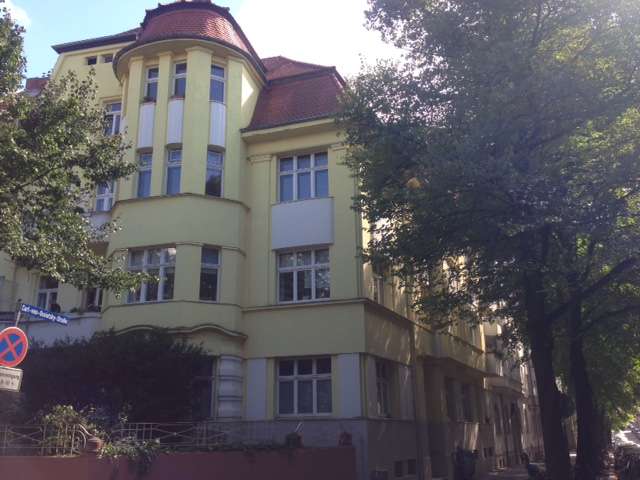 Architektenwohnung mit Blick vom Balkon auf die Pauluskirche! überarbeitet NaL 21.10.16