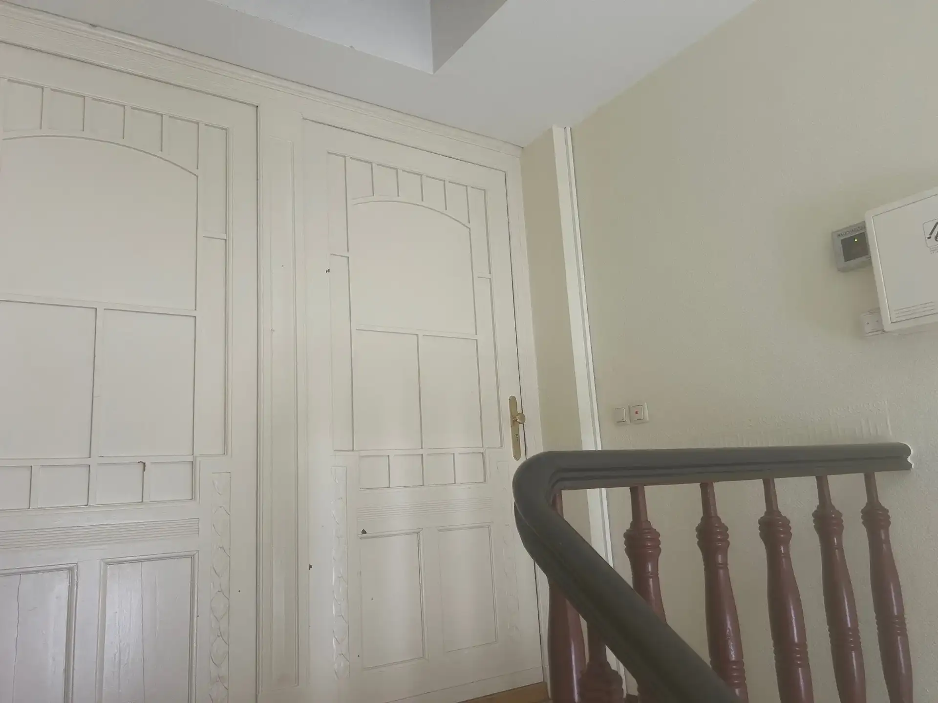 Vermietet! Frisch renovierte Dachgeschosswohnung in beliebter Lage mit Terrasse und Sichtbalken!