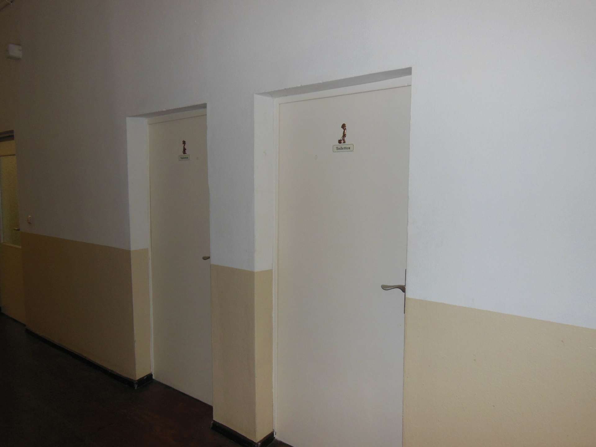 Kleines Büro im ehemaligen Verwaltungsgebäude von der Zetti Schokoladenfabrik!
