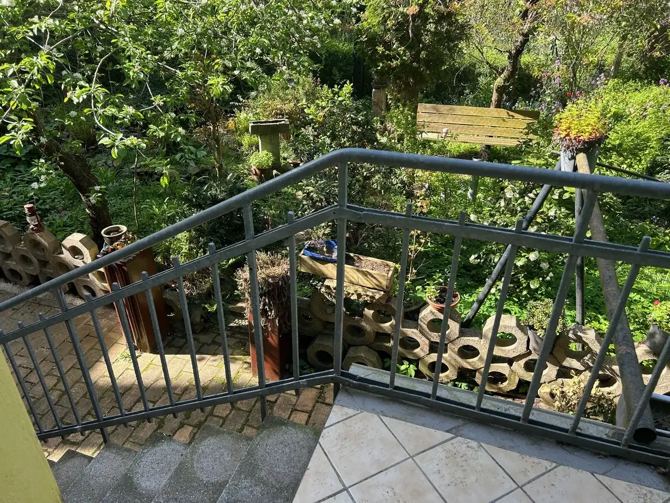 Mehrfamilienhaus mit rückwärtigem Garten im Mühlwegviertel - für Selbstnutzer geeignet – Bild 5