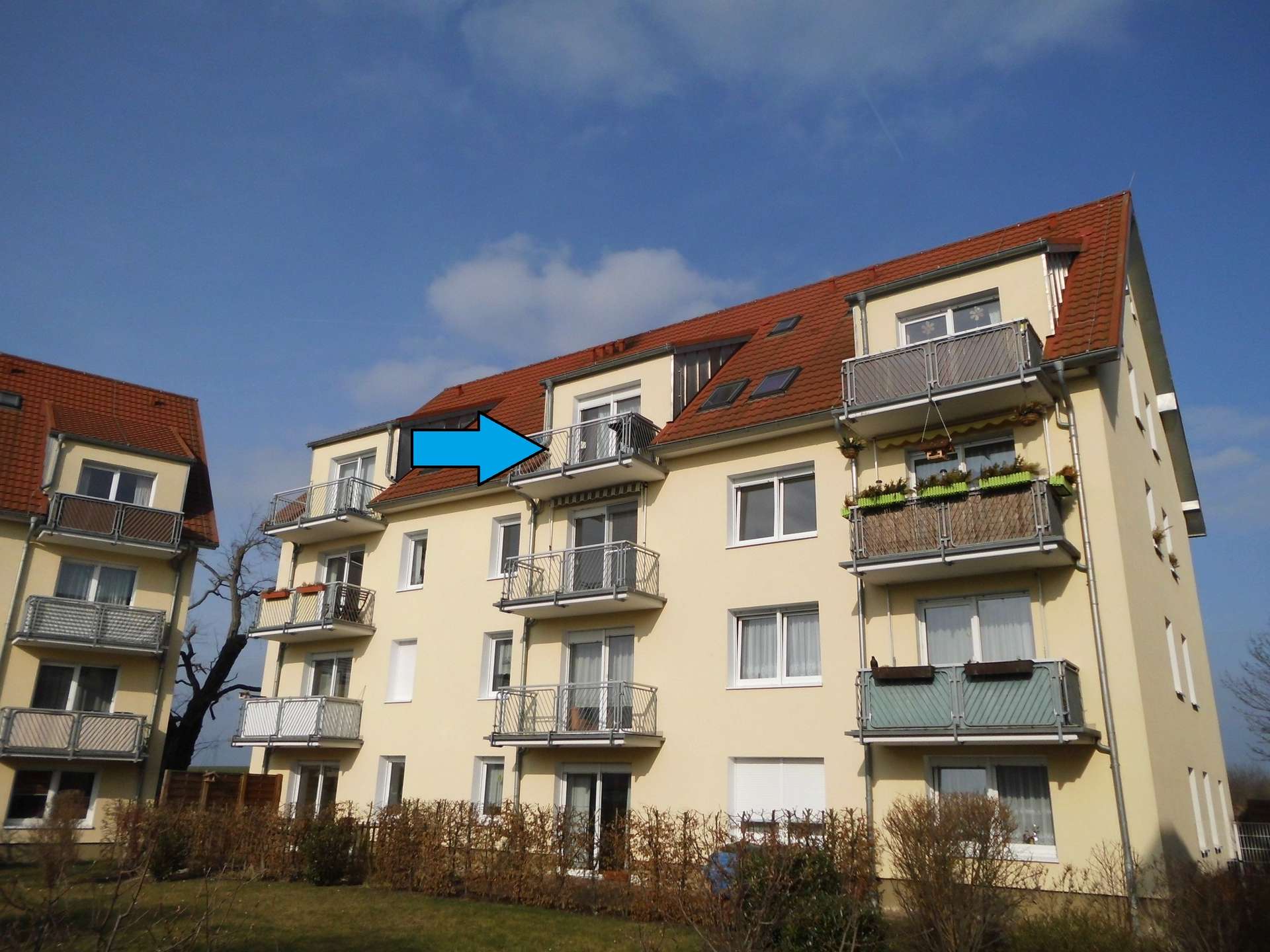 Wunderschöne Singlewohnung mit Balkon ins Grüne! überarbeitet NaL 20.01.17
