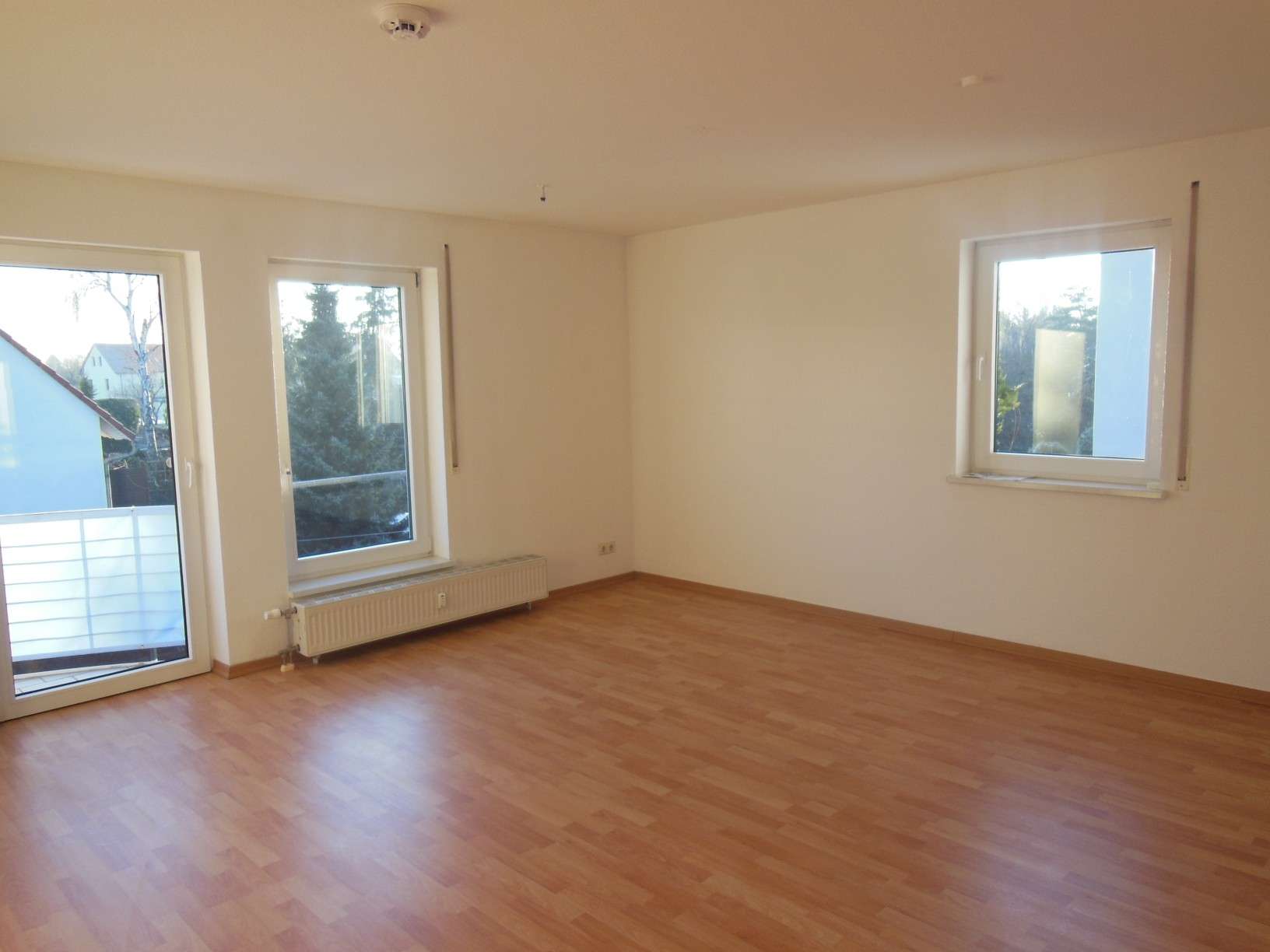 Wohnung mit Balkon, separatem WC und Gartennutzung!