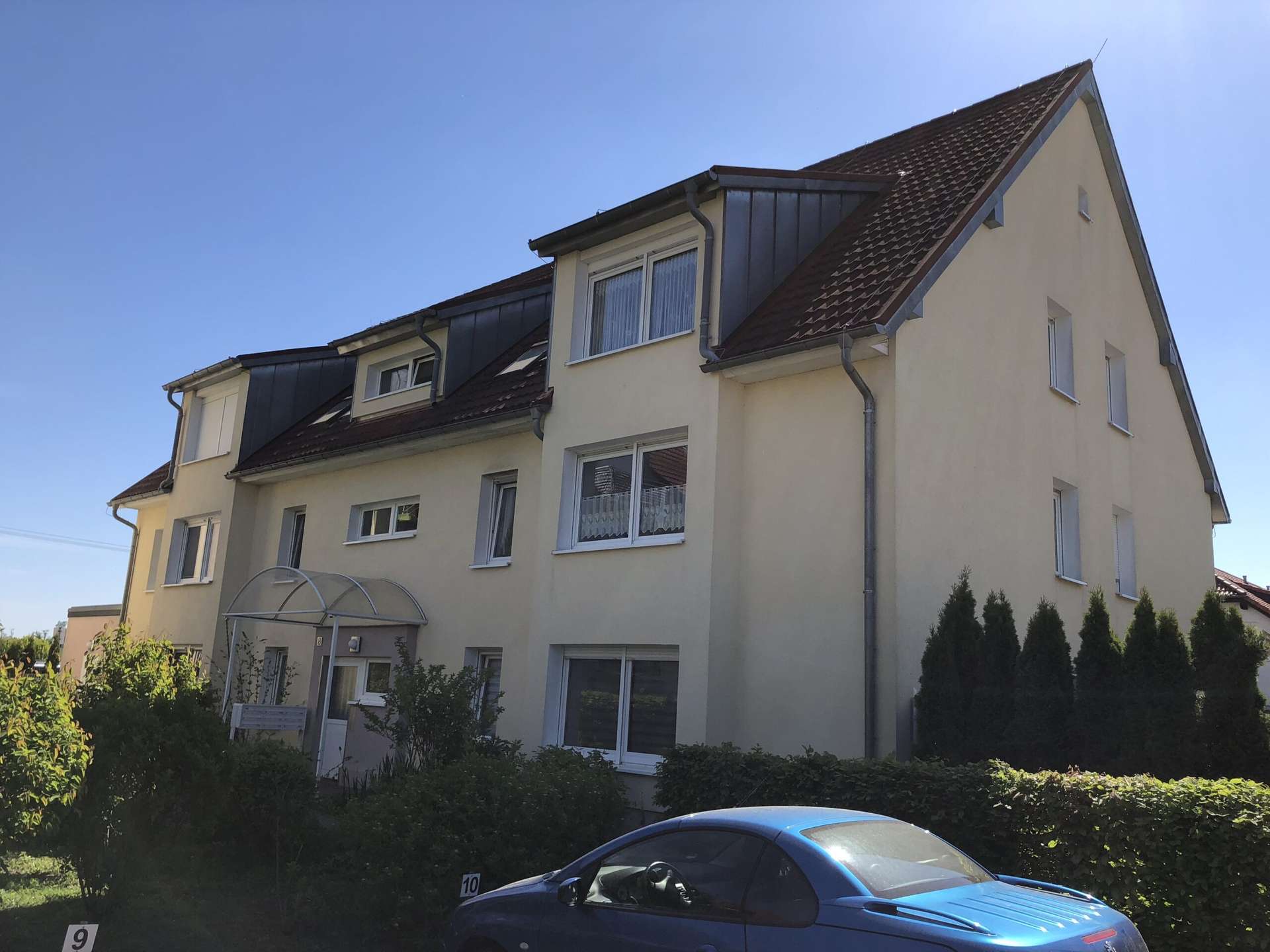 Schöne 3-RWE am Stadtrand von Halle mit Balkon und Fußbodenheizung!