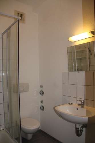 Apartment im DG mit Miniküche! überarbeitet NaL 28.10.16