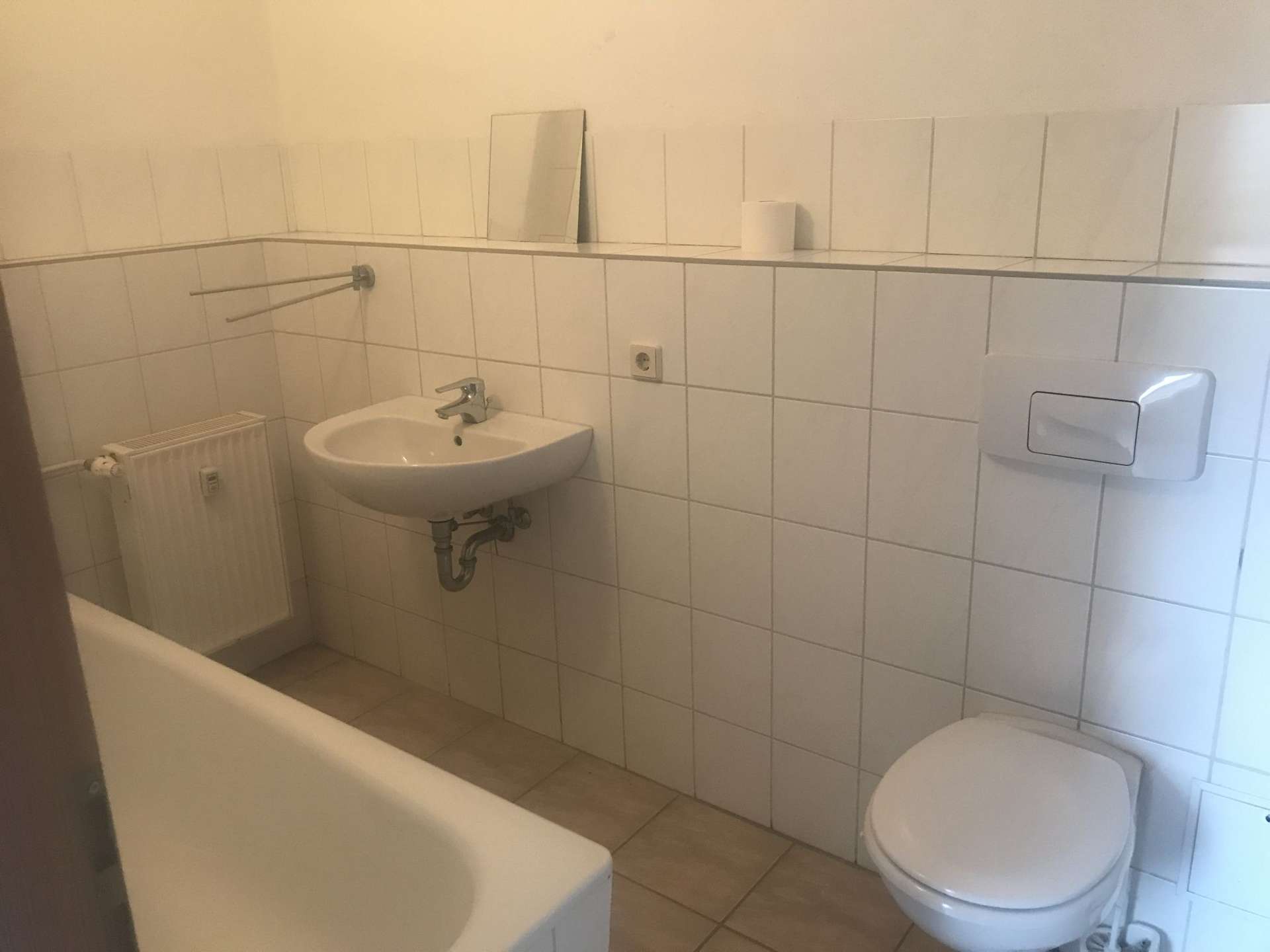 Kleine Wohnung für Selbermacher, im Landhaus-Stil im ehemaligen Gutshaus!