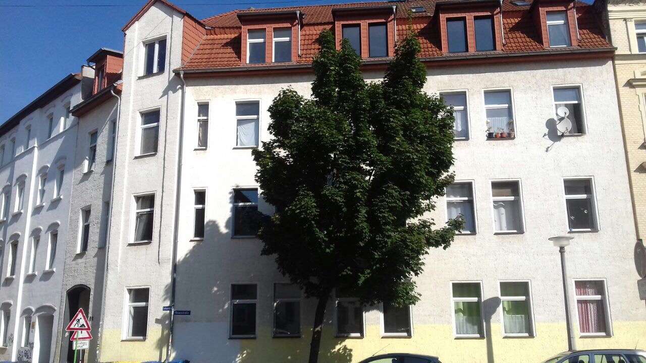 Garage Nähe Landesmuseum für Vorgeschichte!
