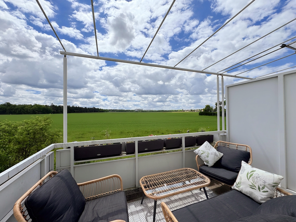 Balkon mit traumhaftem Blick ins Grüne - 2-Zimmer-Wohnung in München-Pasing