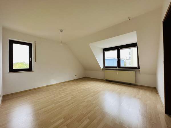 3% Rendite / 2 - Zimmer Wohnung in Oberschleißheim/ fußläufig zur S - Bahn