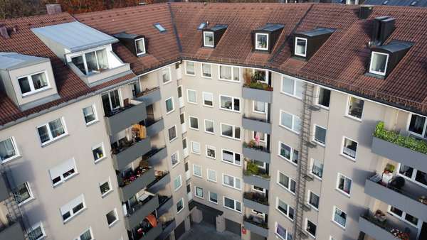 Schönes 2-Zimmer-Apartment mit Balkon in zentraler Lage