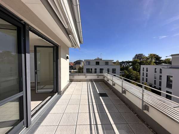 XL-Dachterrasse Richtung Süden - 3 Zimmer-Wohnung in Pasing