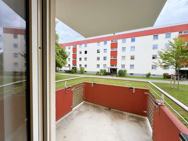 Juwel: Gestalten Sie Ihr perfektes Zuhause nach Ihren Wünschen - 3 - Zimmer-Wohnung mit Potential