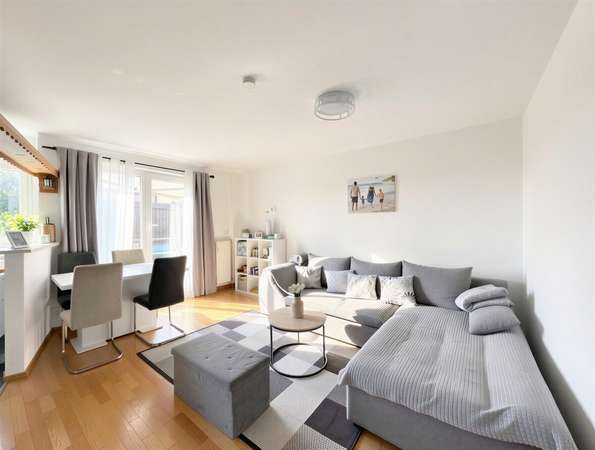 Lichtdurchflutete 2‑Zimmer‑Wohnung mit Waldnähe in Germering