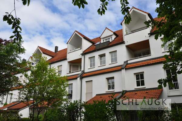 Sonnige DG-Wohnung mit 2 Balkonen