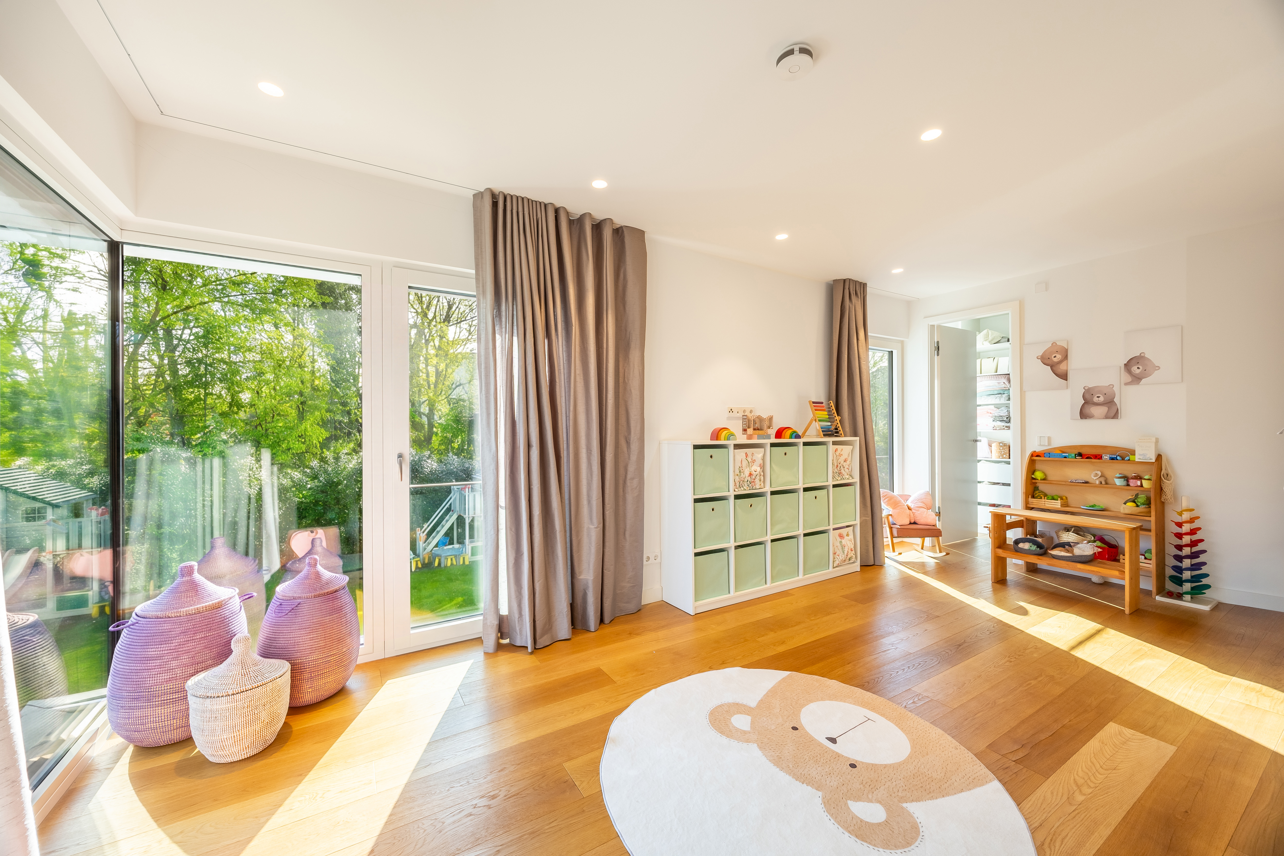 5 Bedroom Villa/Townhouse's Image 7
