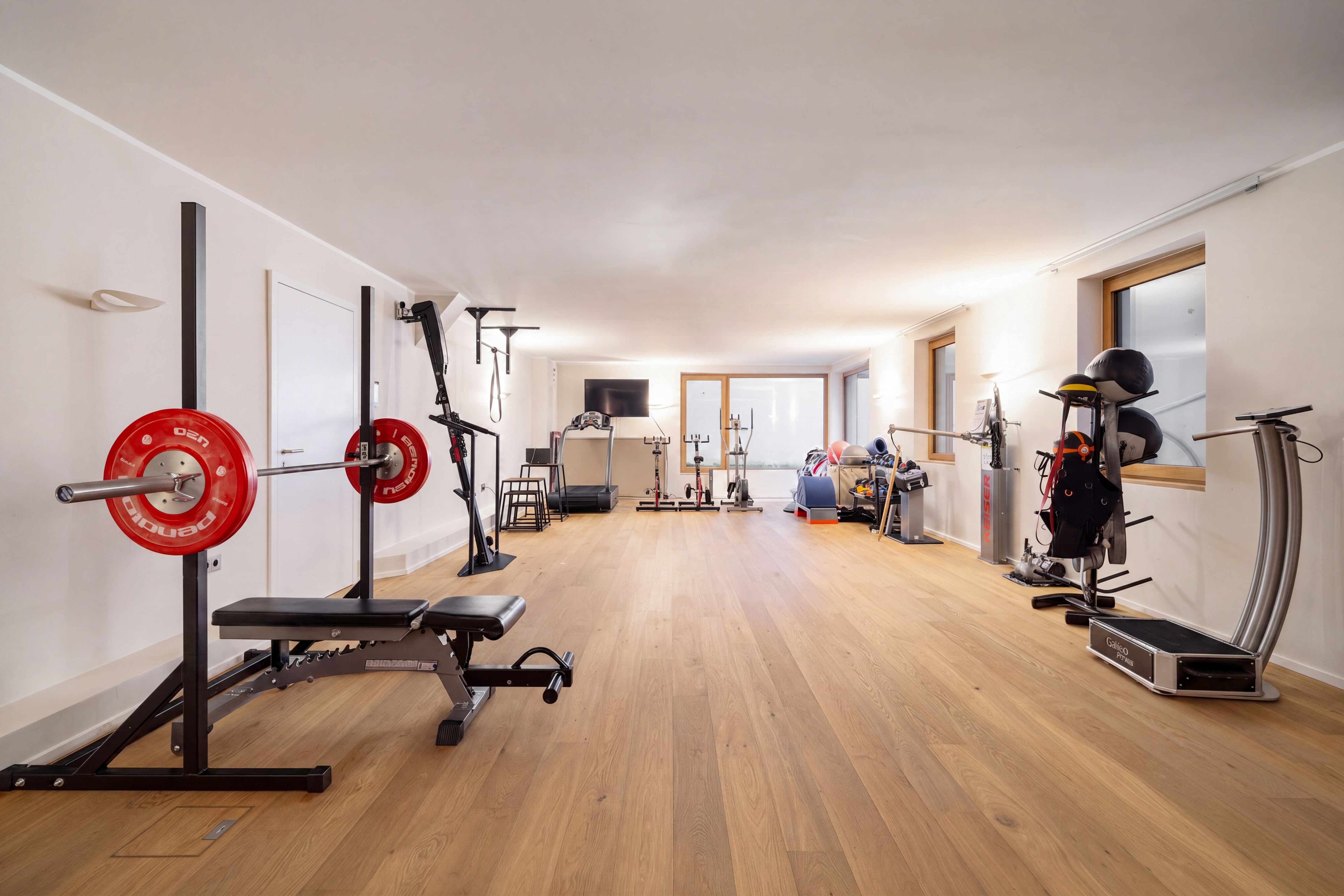 5 Bedroom Villa/Townhouse's Image 14
