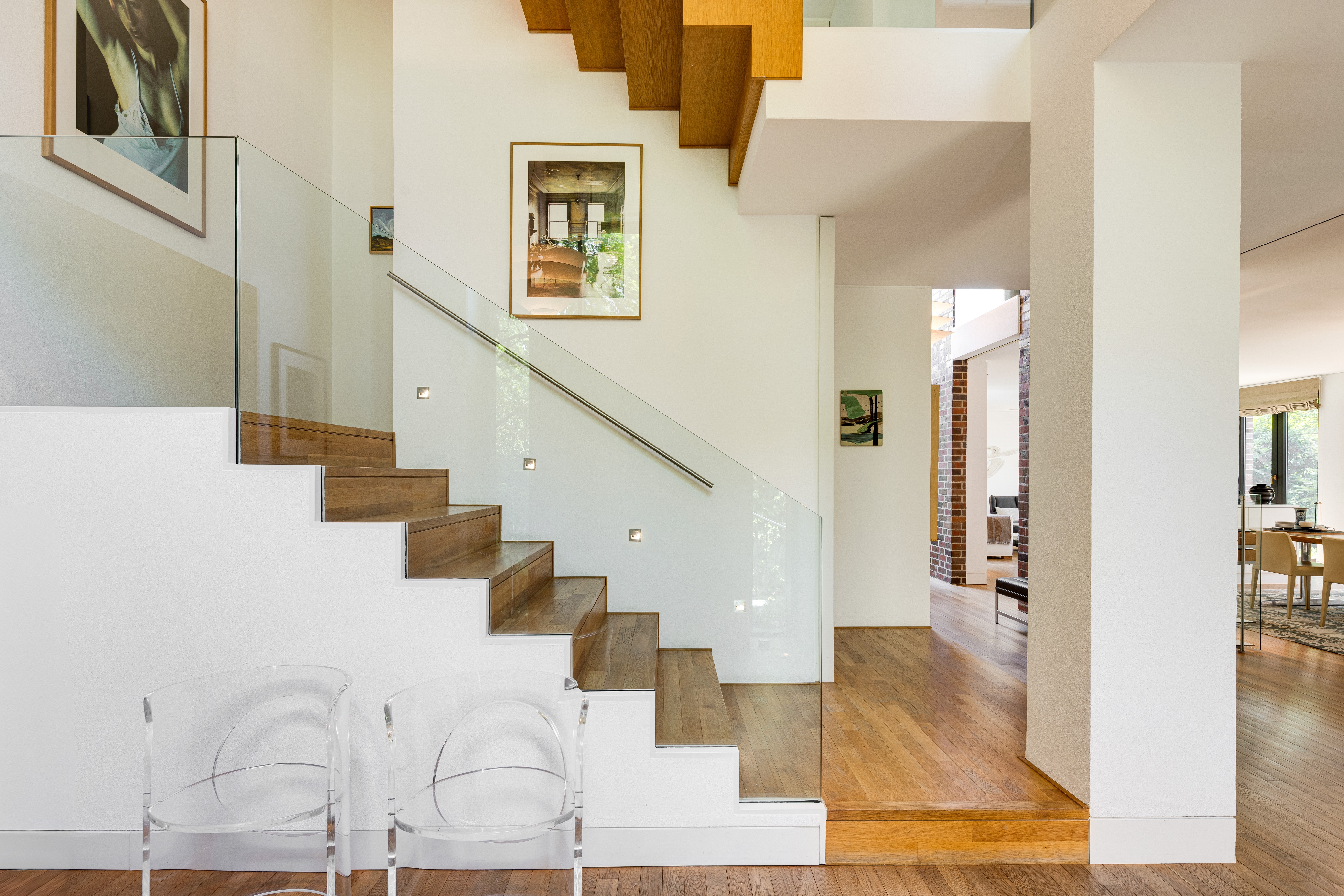 5 Bedroom Single Family Home/House's Image 5