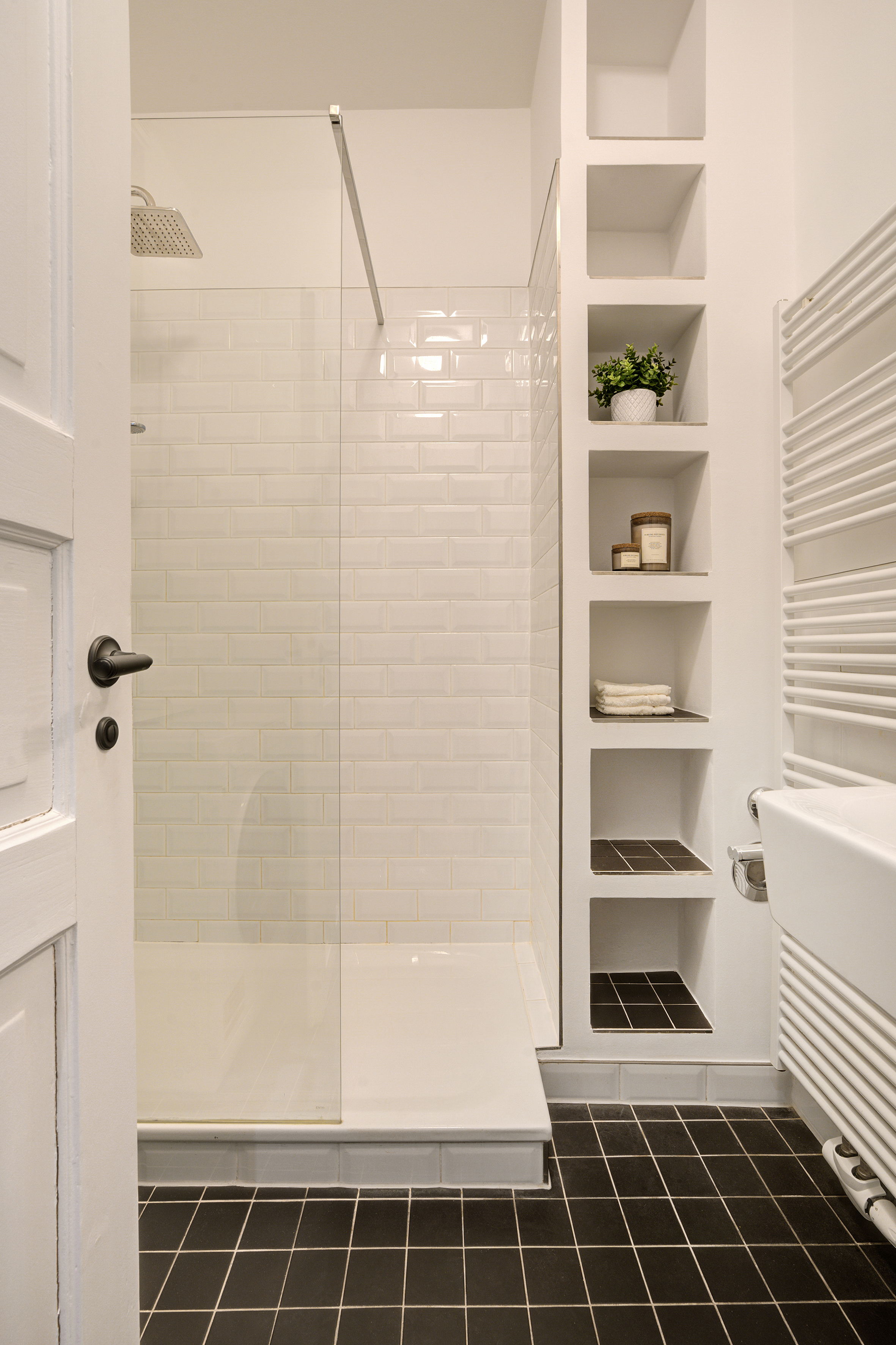 1 Bedroom Apartment/Flat's Image 4
