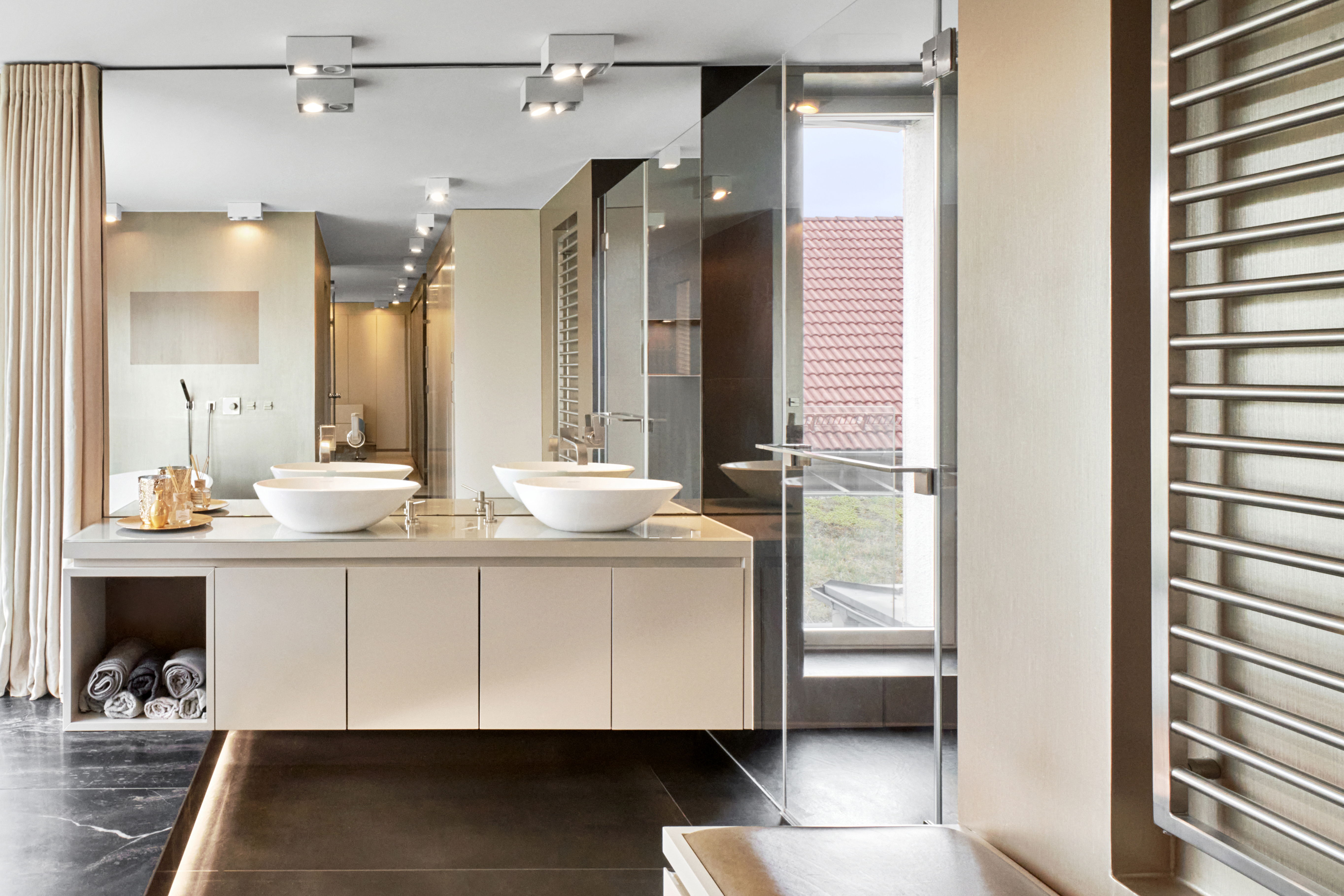 4 Bedroom Villa/Townhouse's Image 7