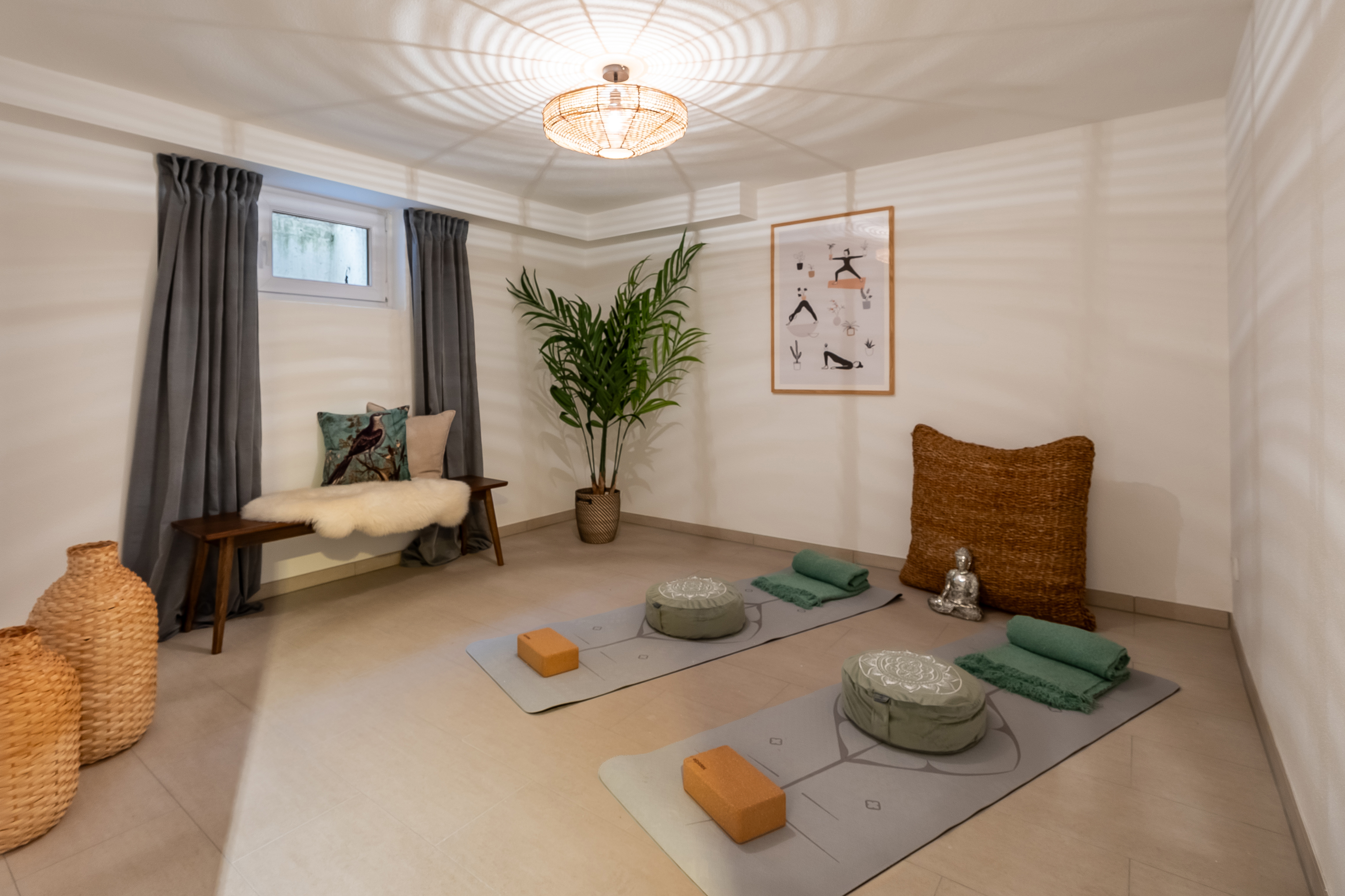 4 Bedroom Other's Image 8