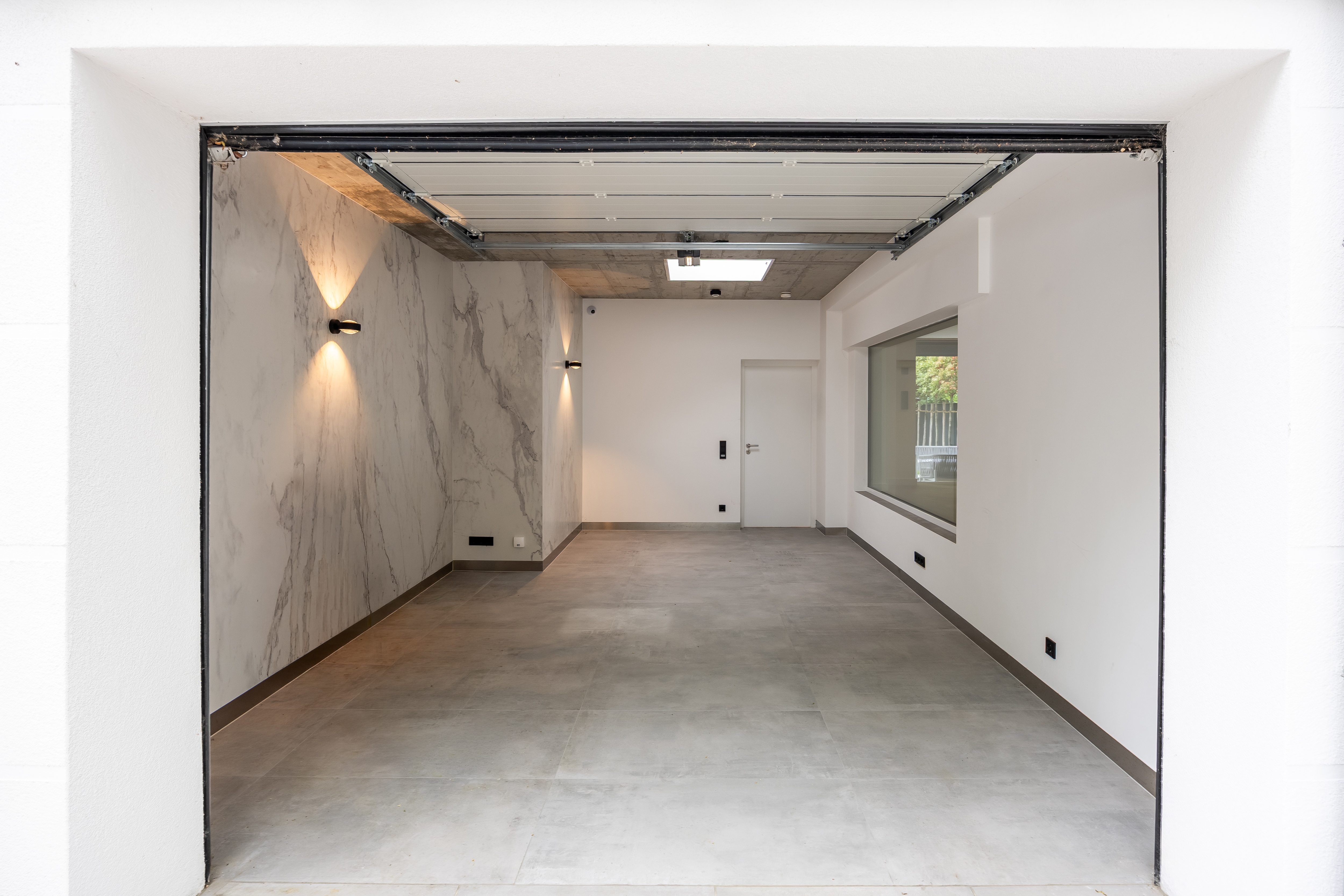 2 Bedroom Other's Image 9