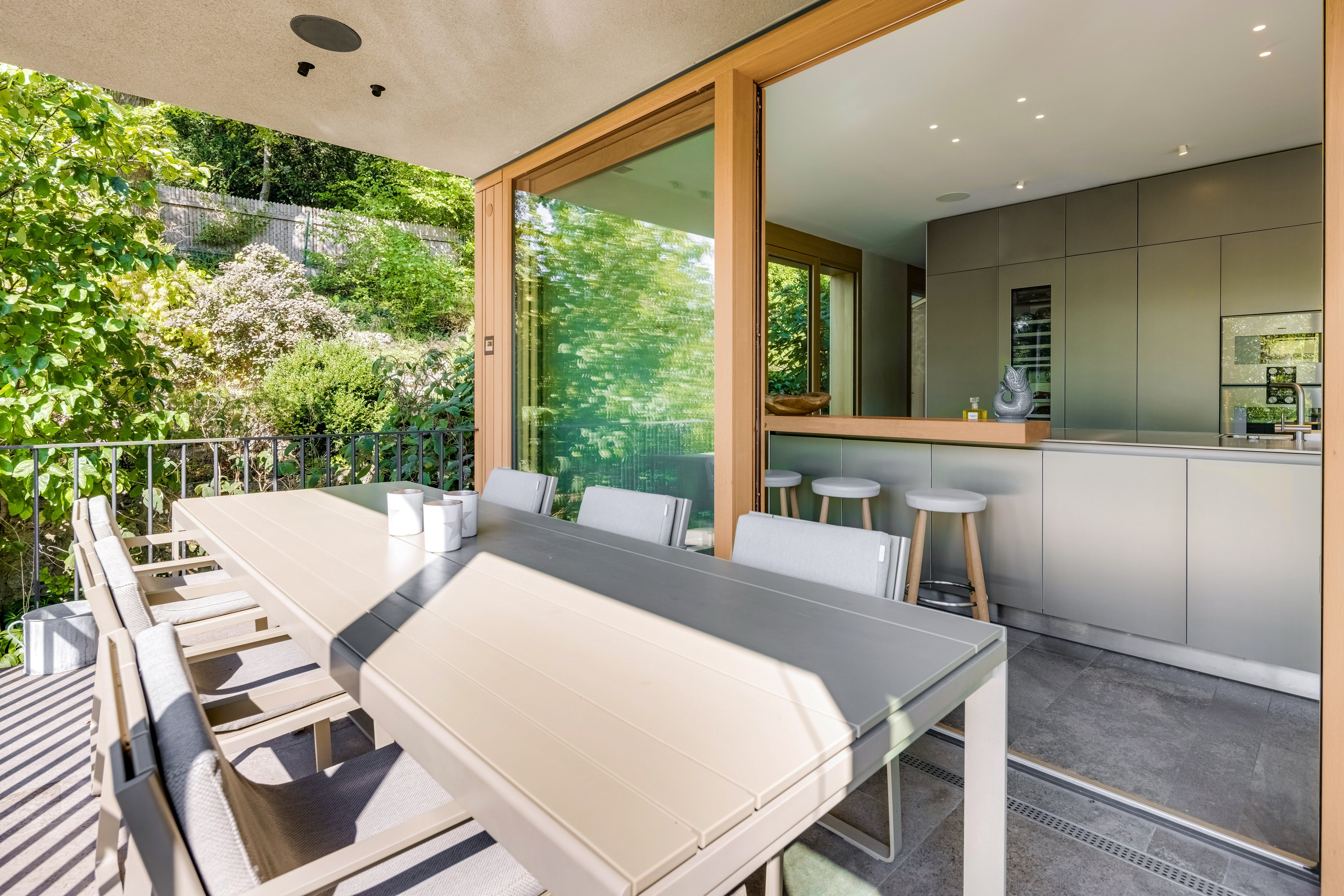 4 Bedroom Single Family Home/House's Image 3