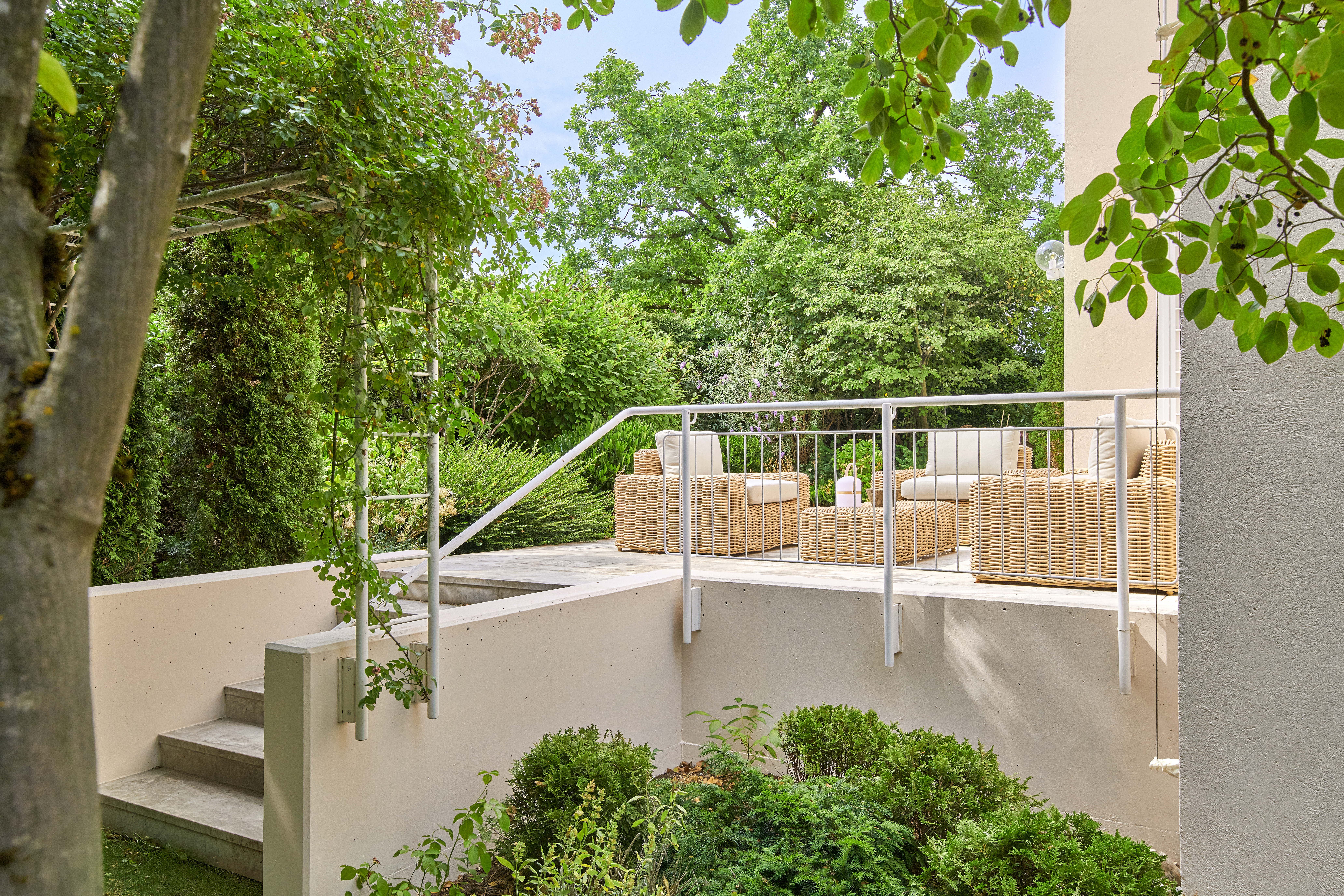 6 Bedroom Villa/Townhouse's Image 6