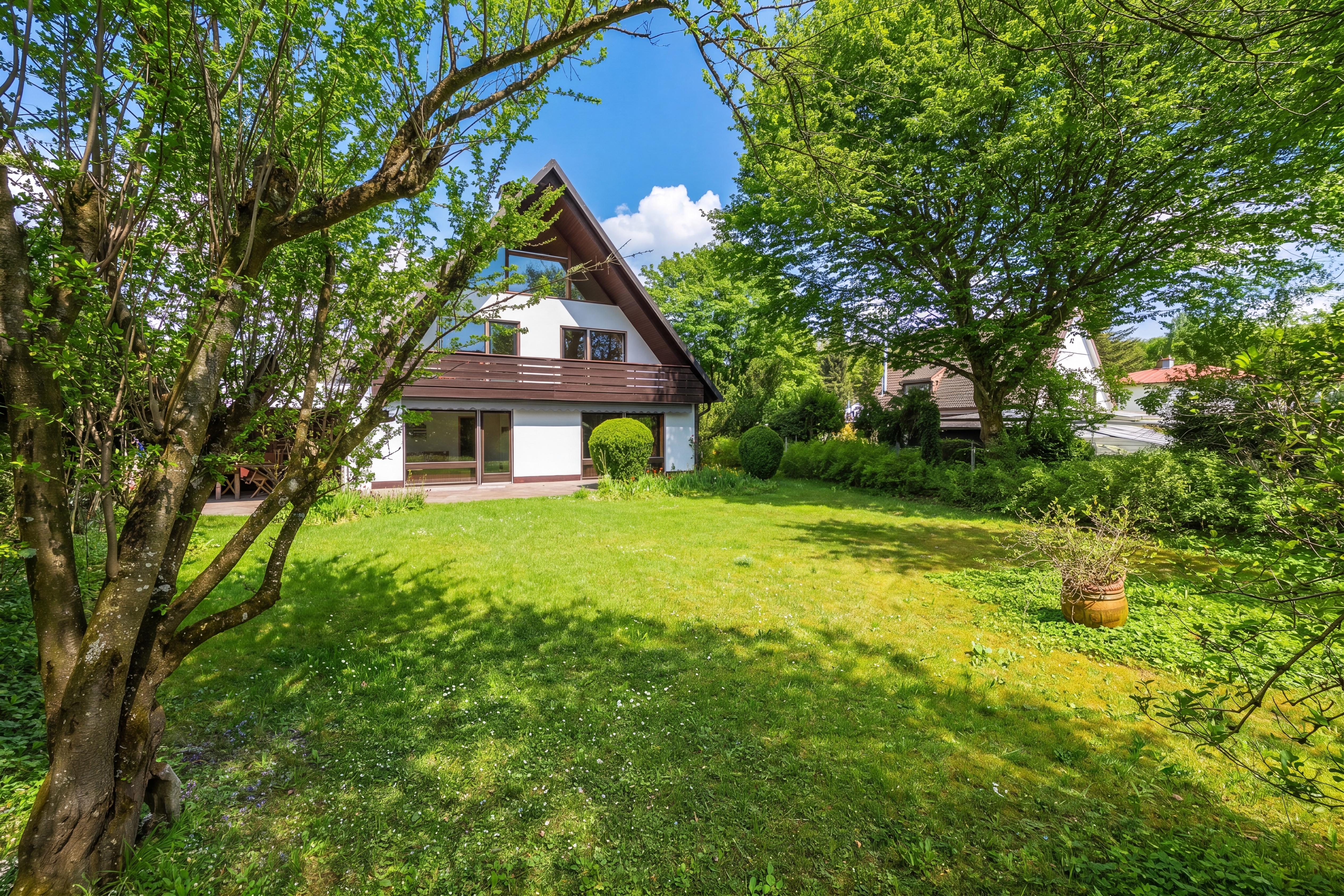 3 Bedroom Single Family Home/House's Image 3