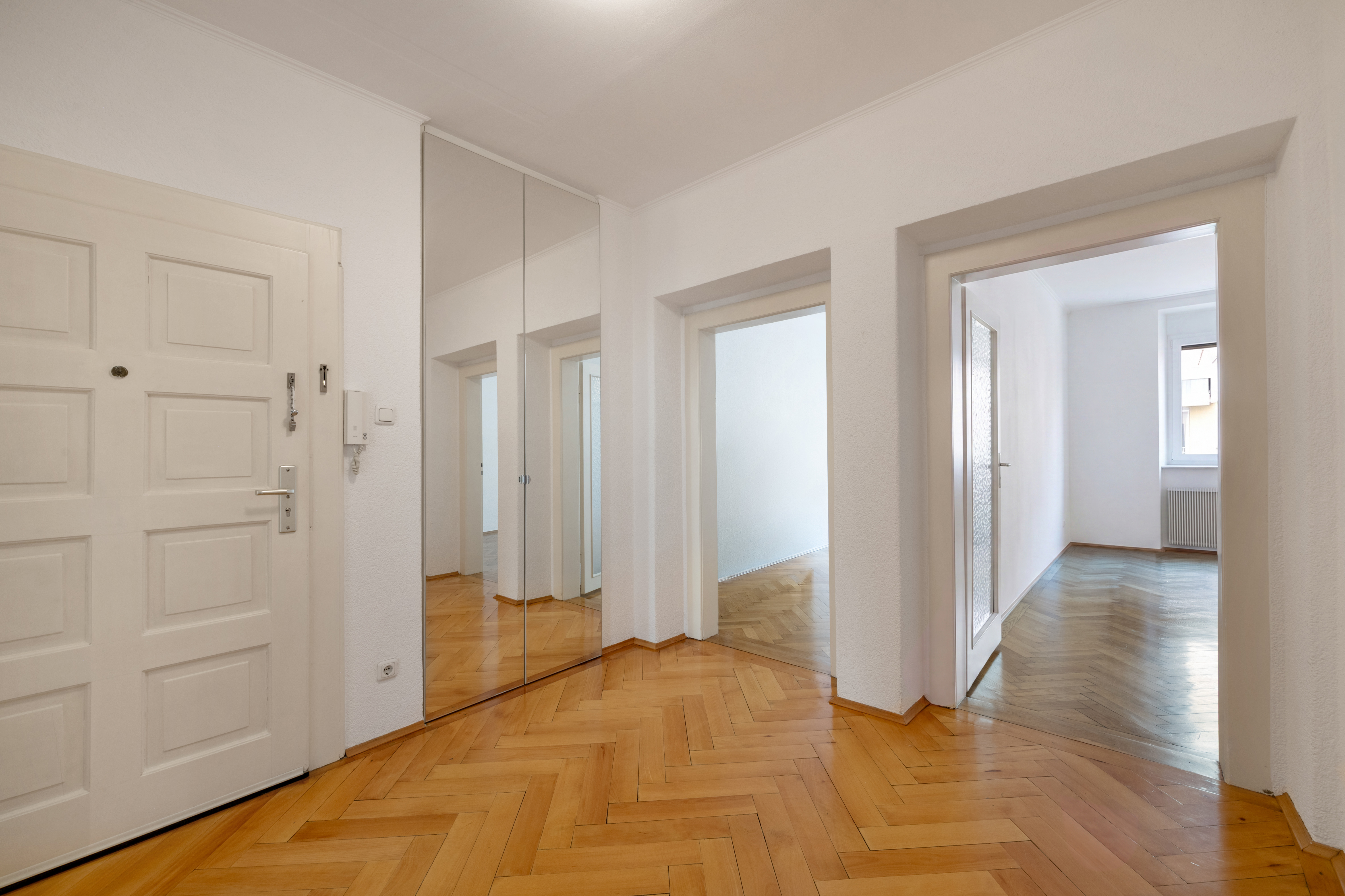 1 Bedroom Apartment/Flat's Image 3