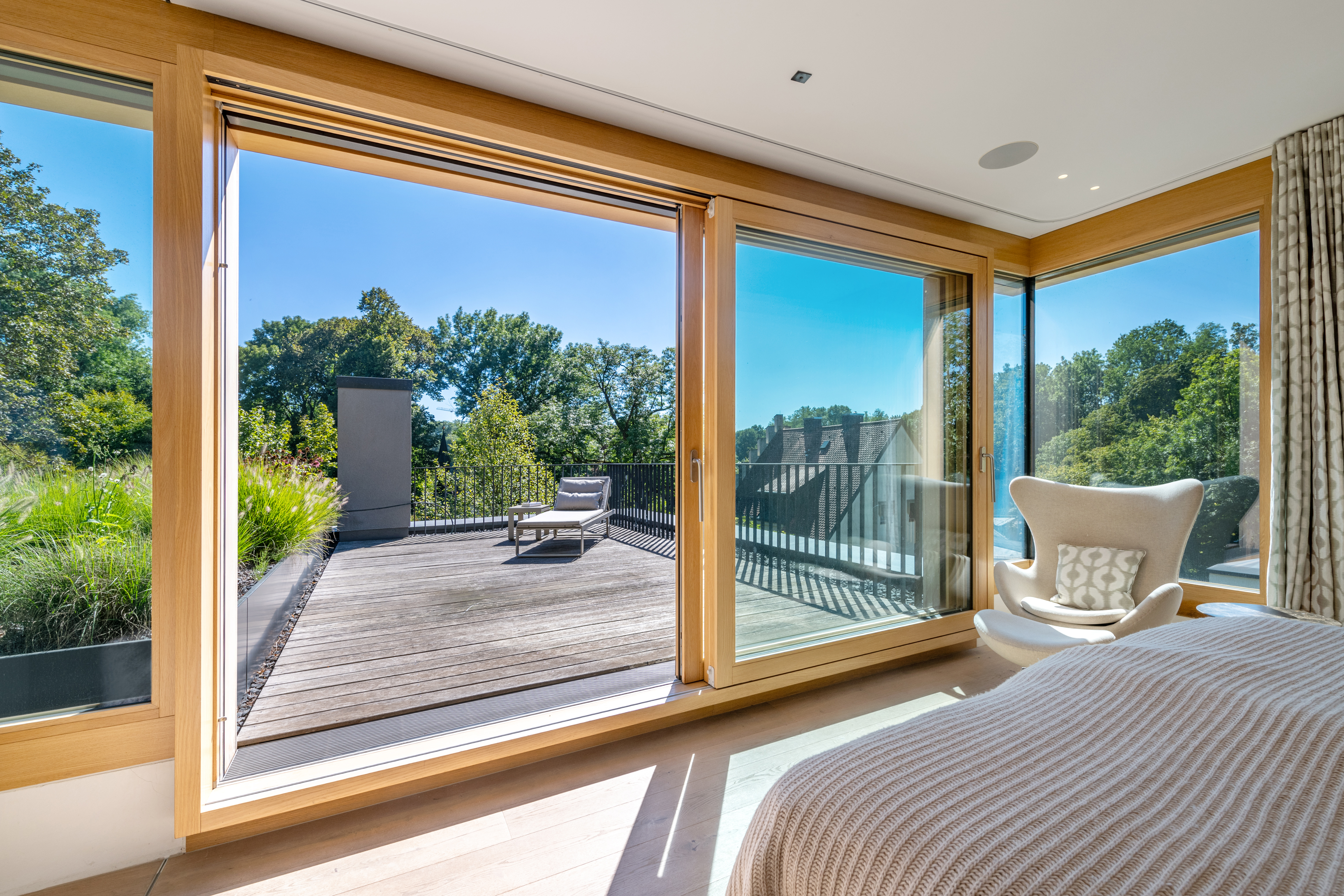 4 Bedroom Single Family Home/House's Image 8