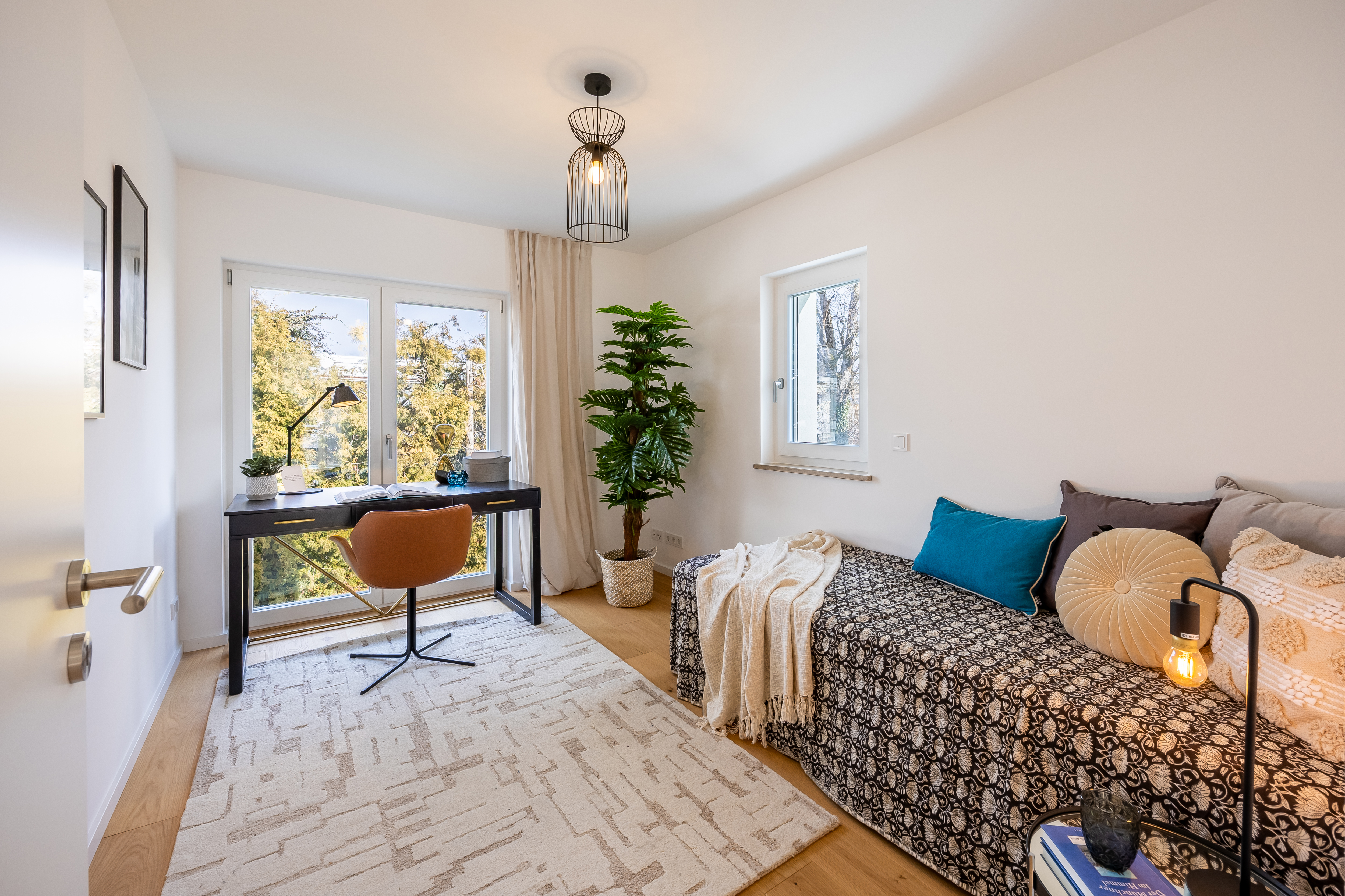 4 Bedroom Other's Image 3