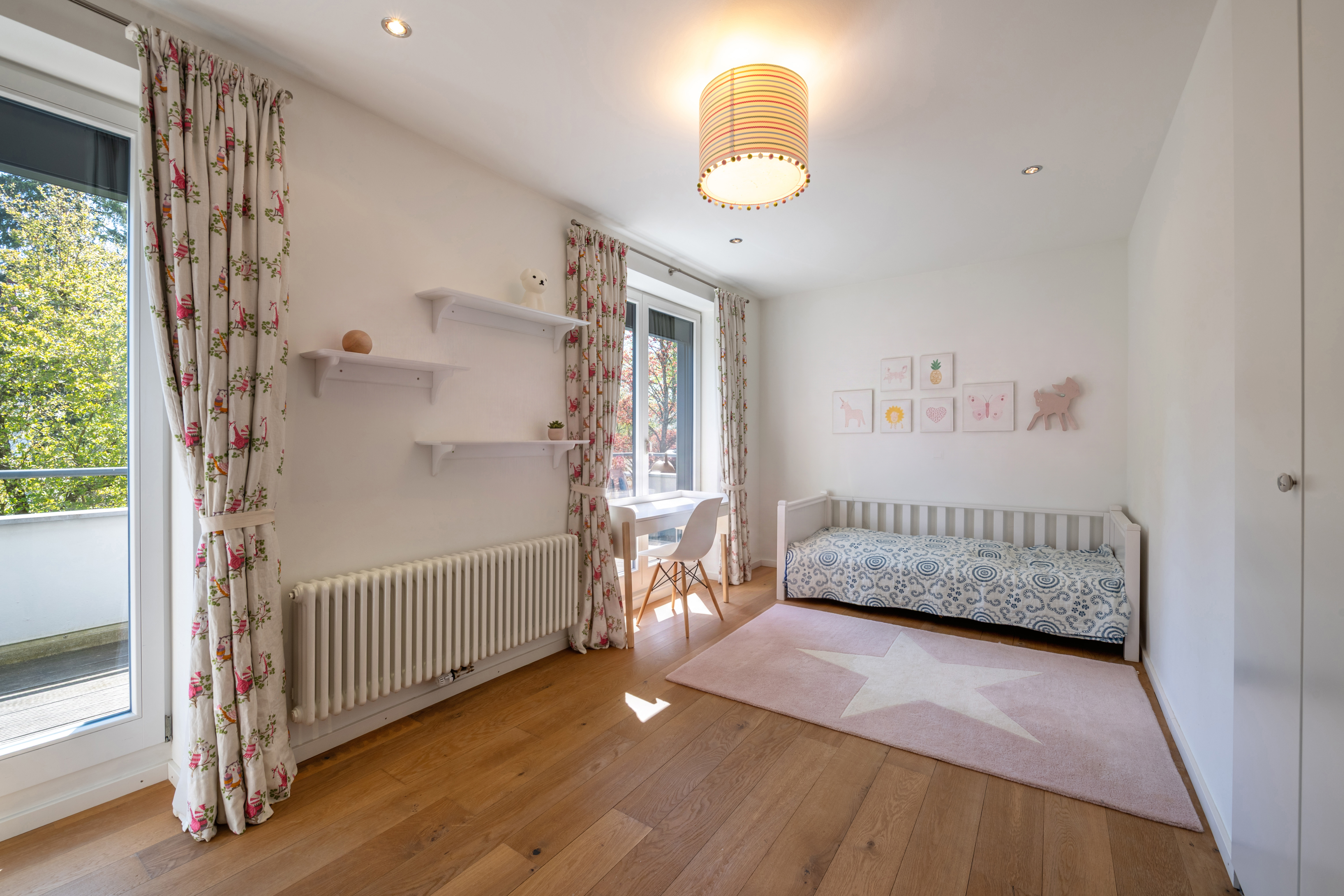 5 Bedroom Single Family Home/House's Image 9