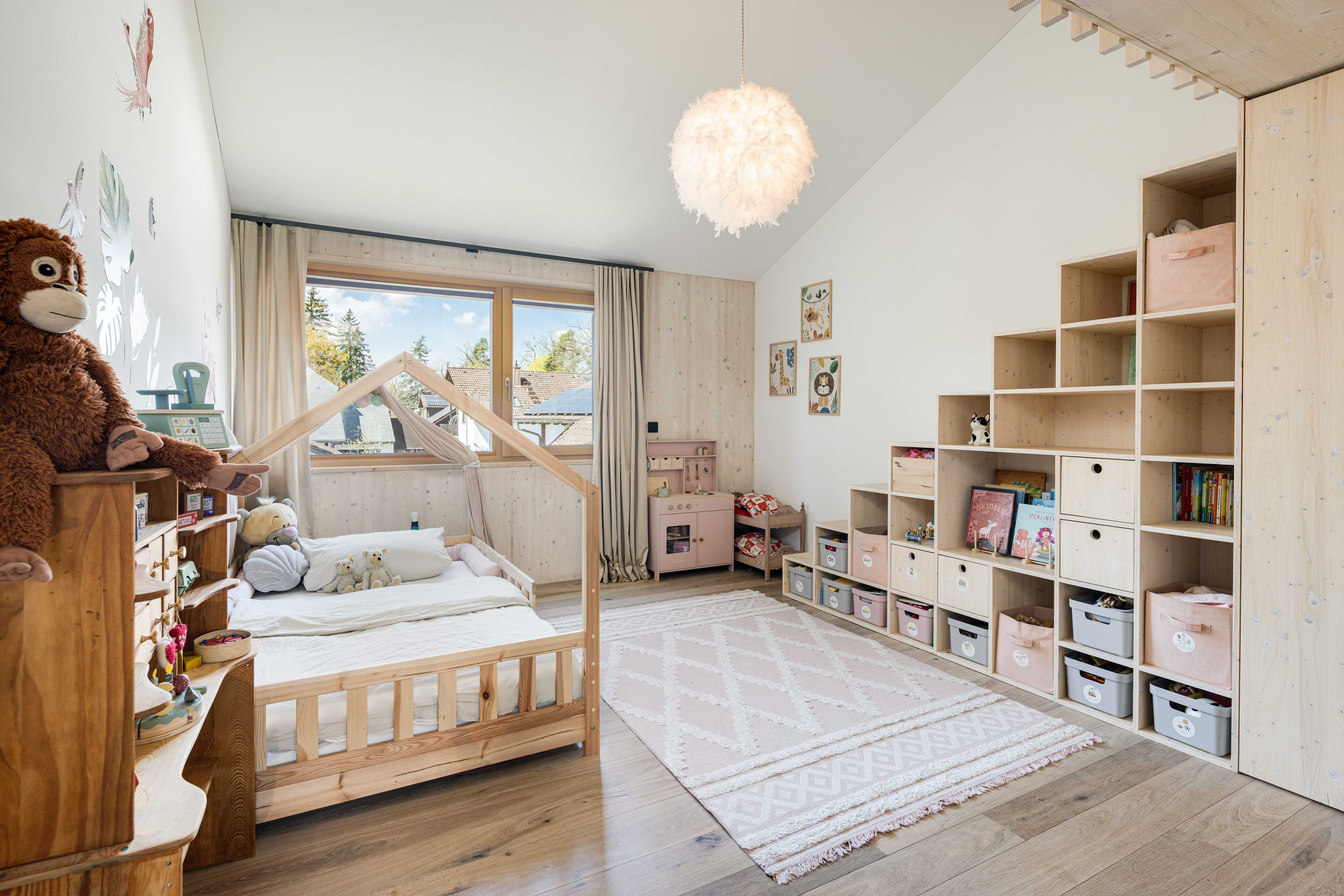 3 Bedroom Single Family Home/House's Image 8