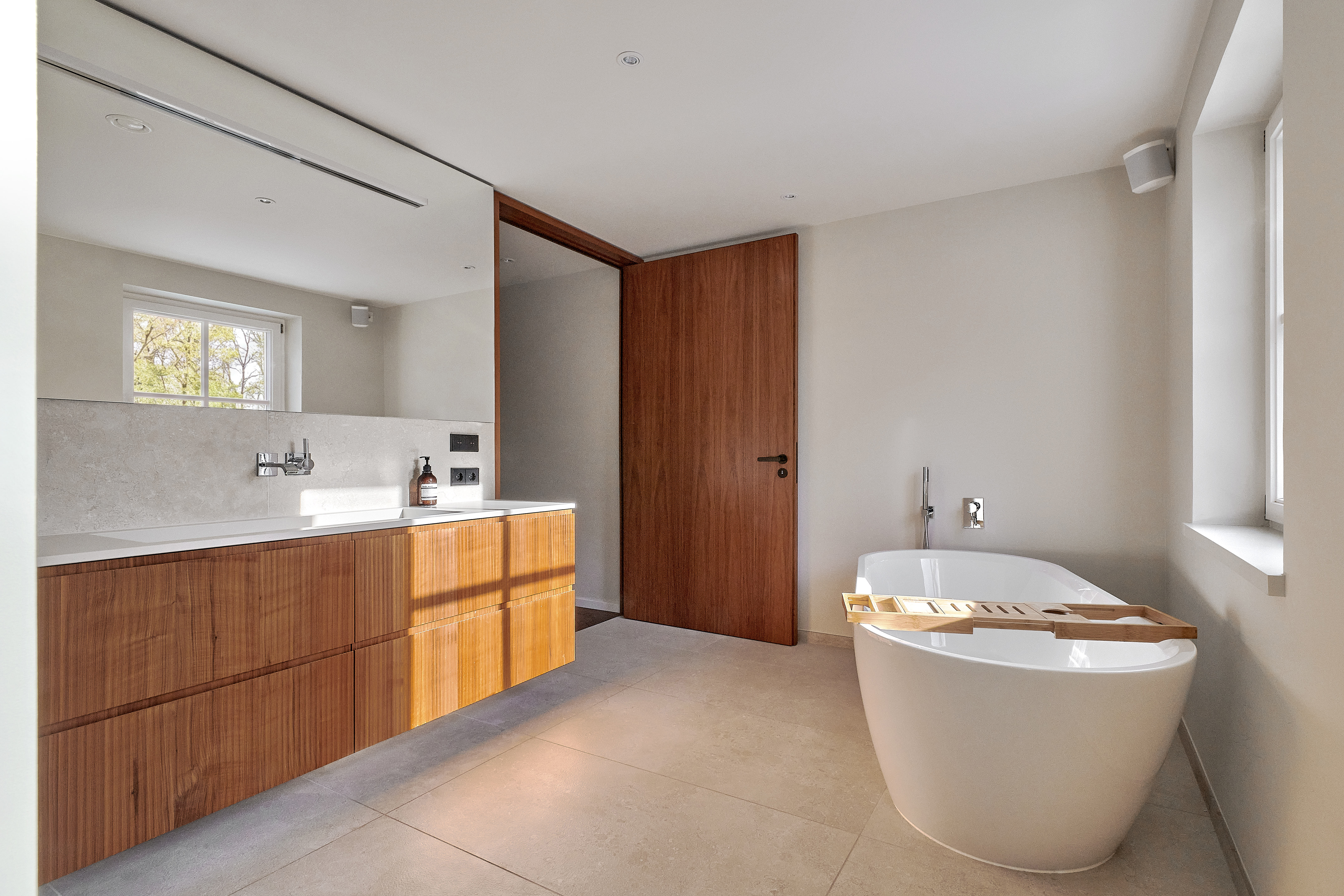 4 Bedroom Villa/Townhouse's Image 3