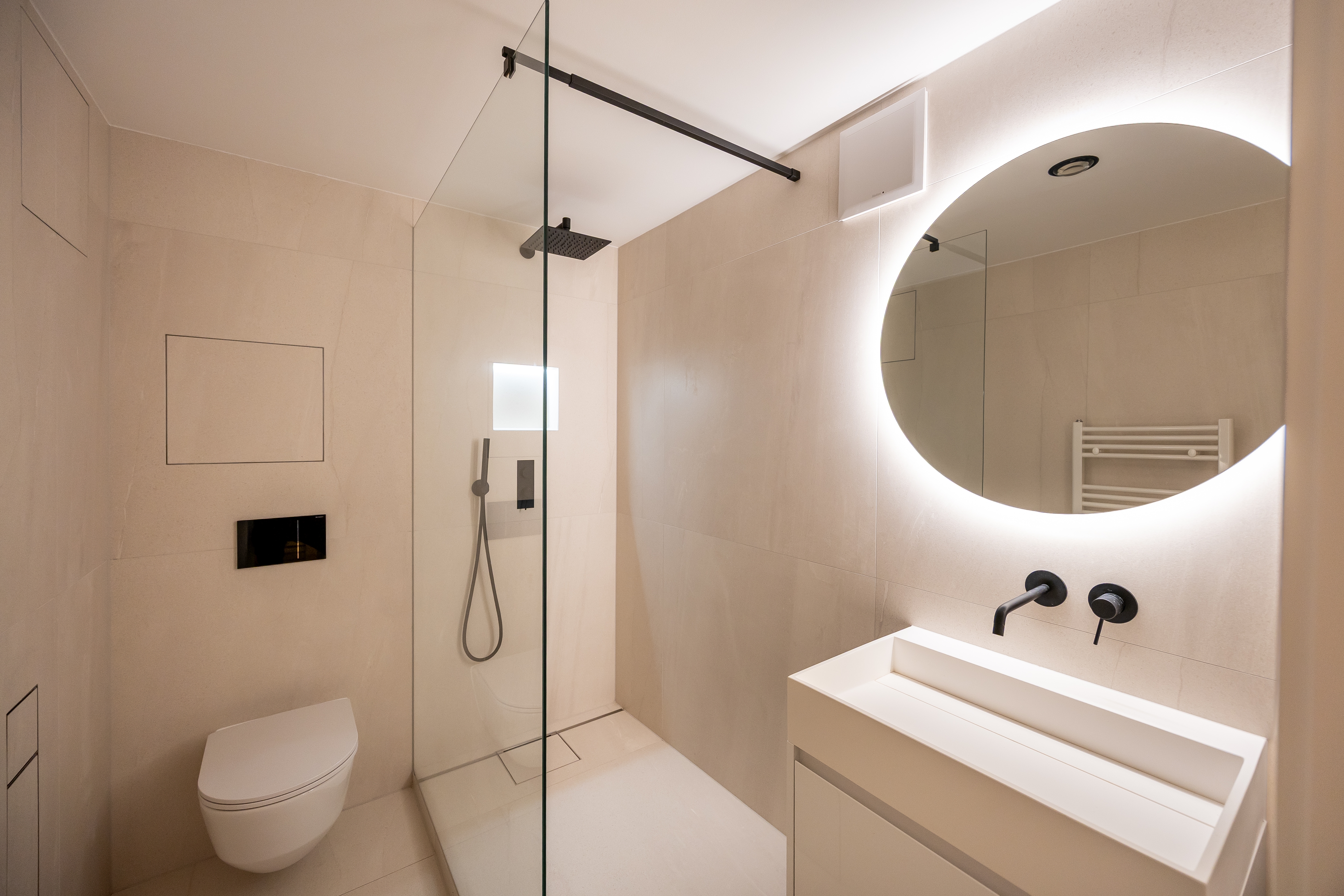 2 Bedroom Other's Image 8