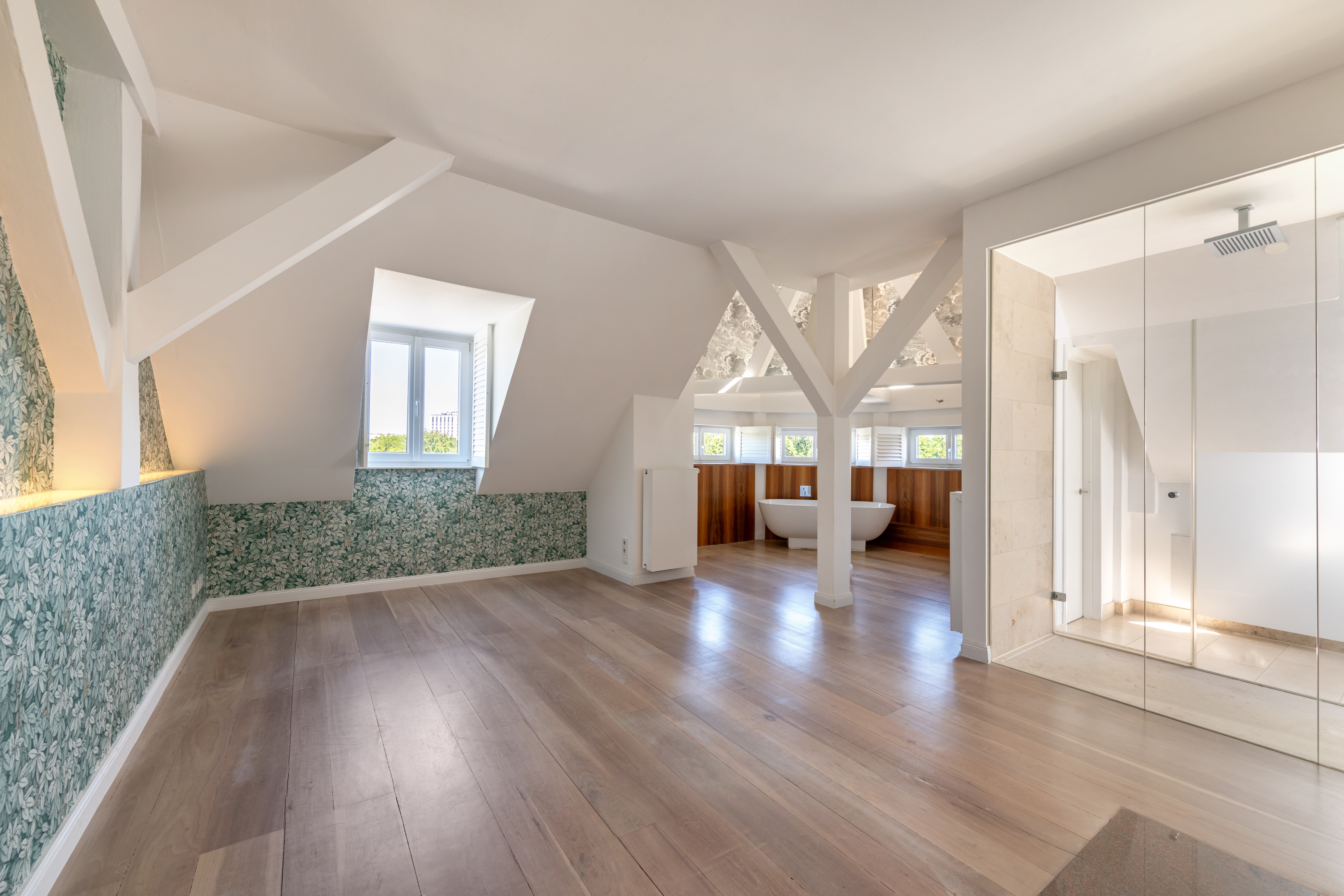 3 Bedroom Apartment/Flat's Image 4