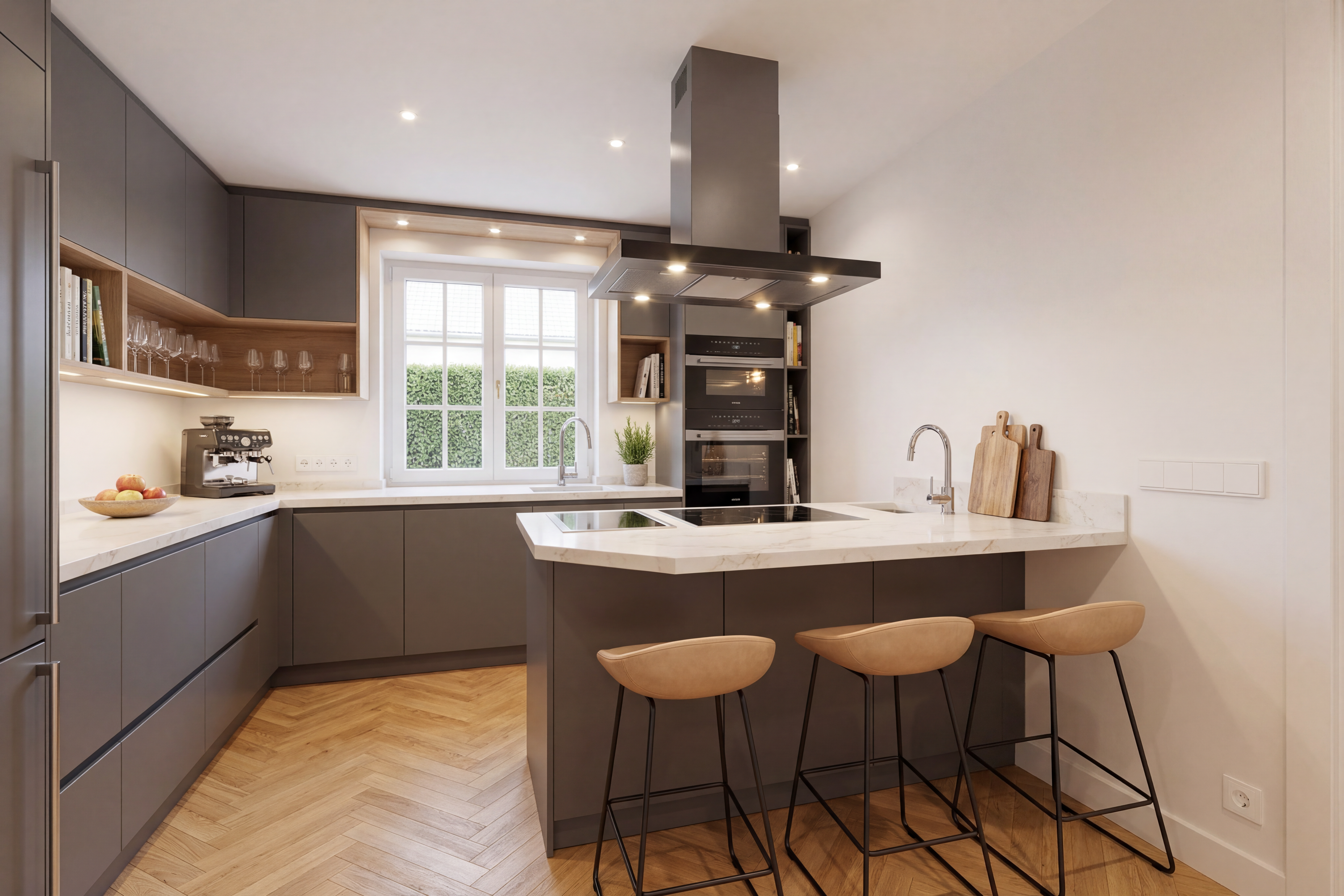 6 Bedroom Single Family Home/House's Image 11
