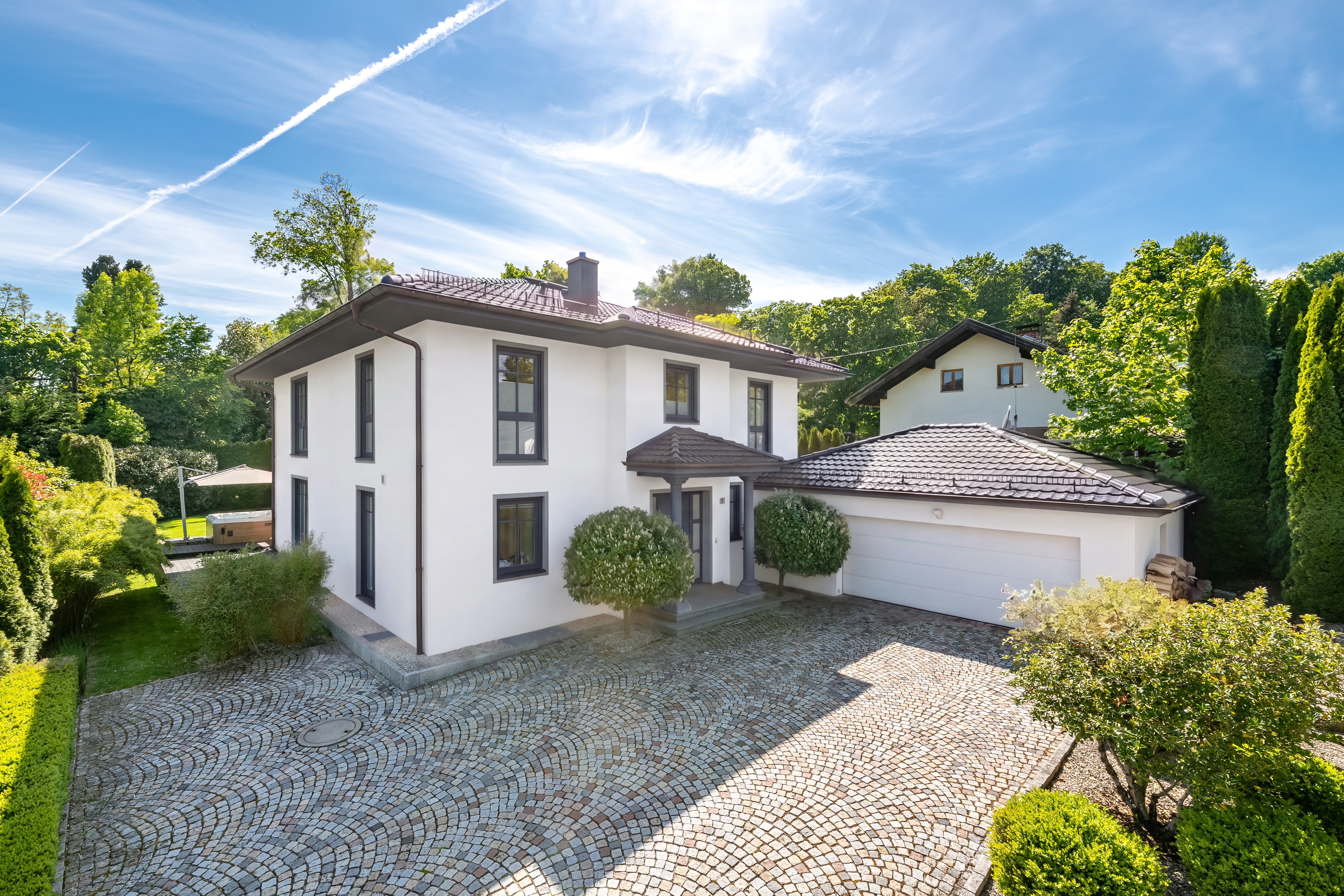 3 Bedroom Single Family Home/House's Image 4